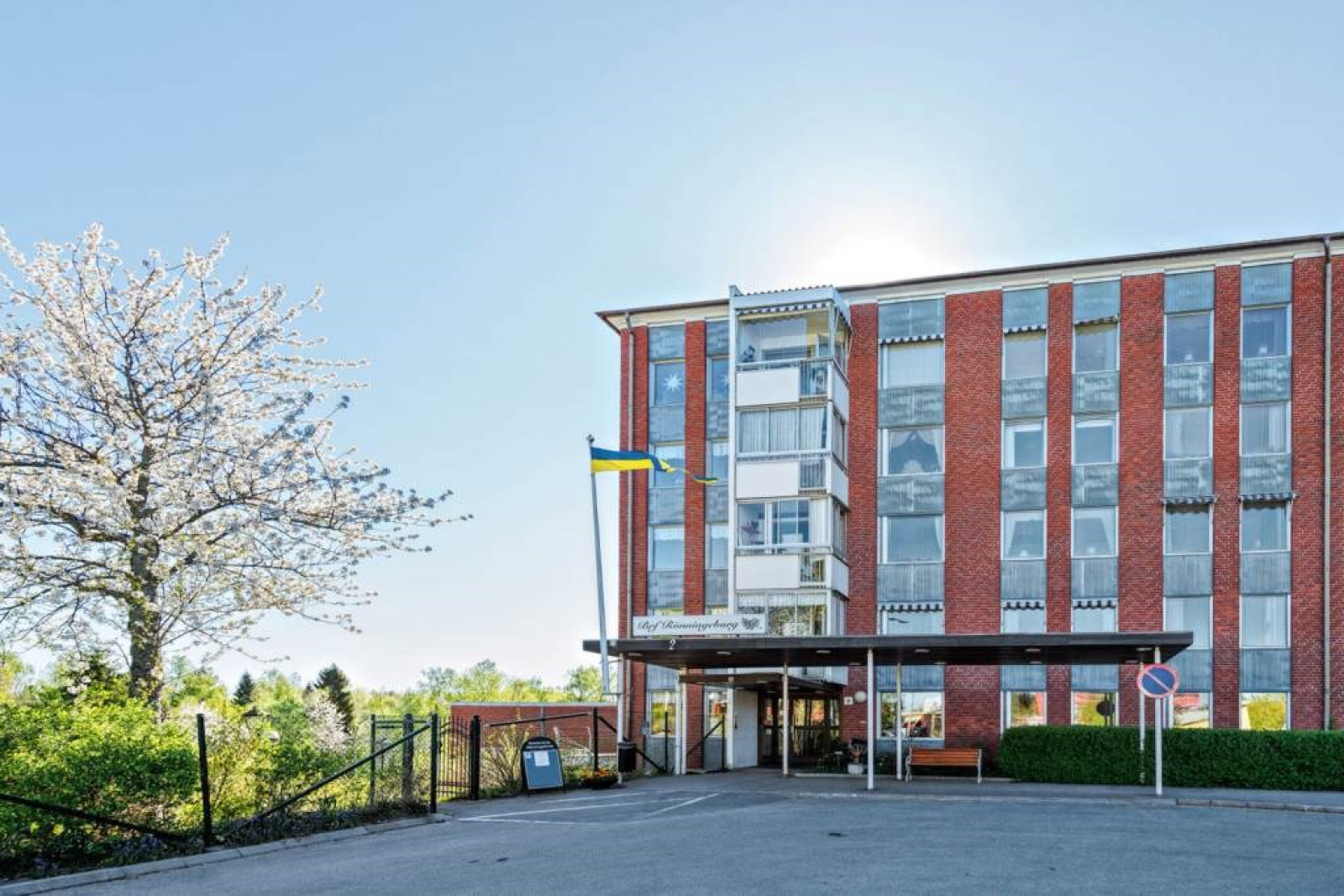 Brf Rönningeborg Emanuel Birkes väg 2