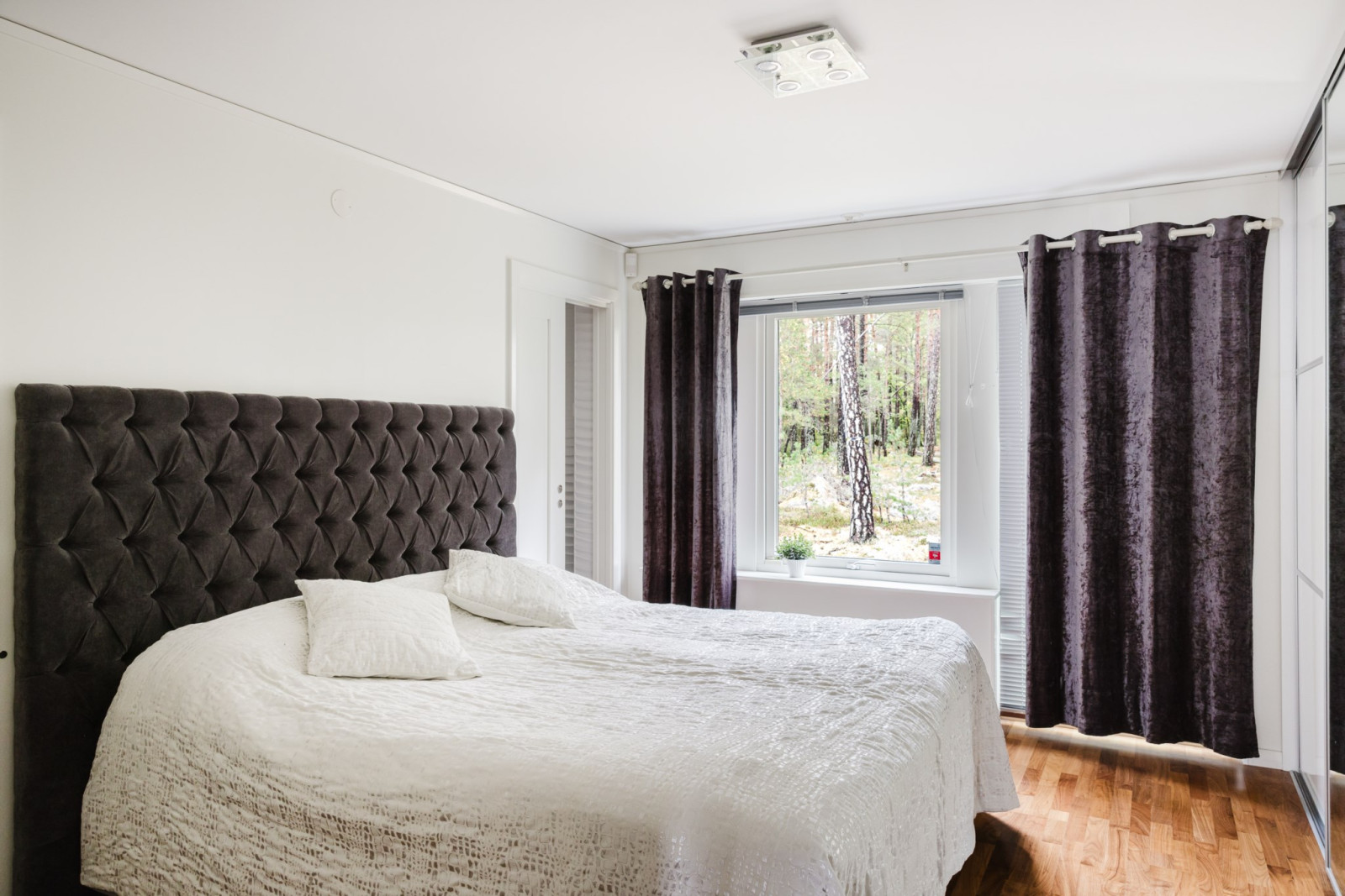 Sovrum 3 / Master Högvretsvägen 16