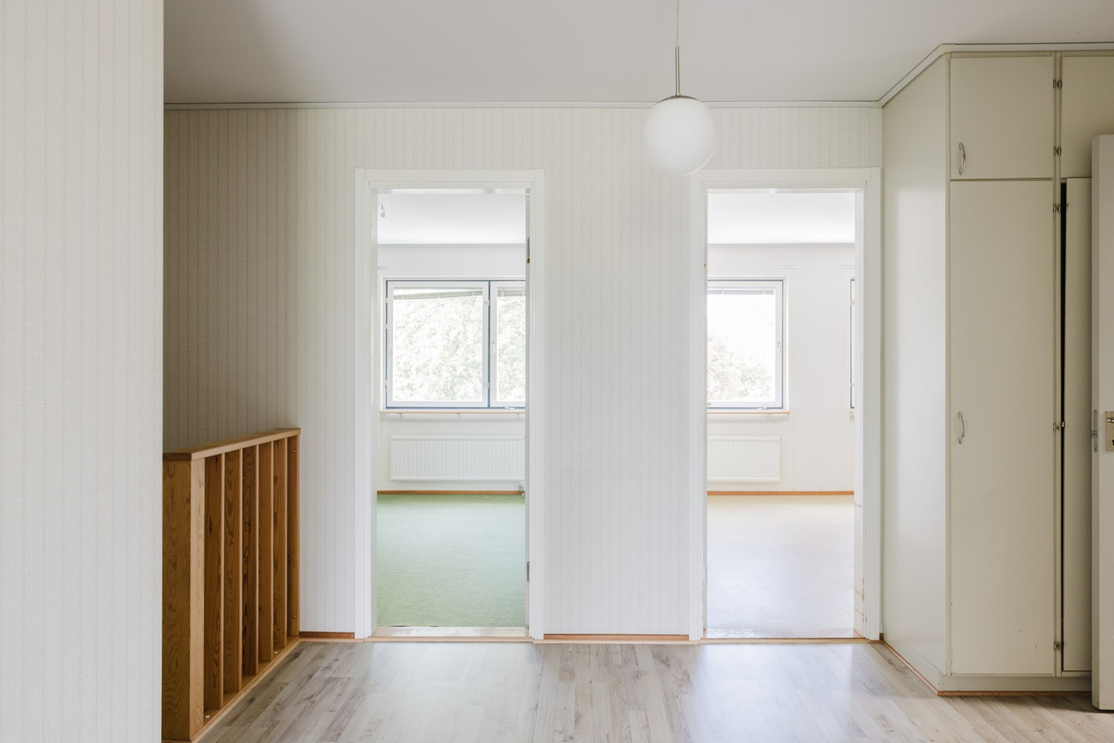 Hall mot sovrum 2 och 3 Fjärilstigen 14