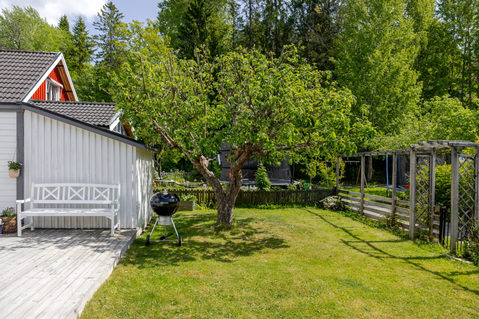 Gräsmatta Uttringe gårds väg 35