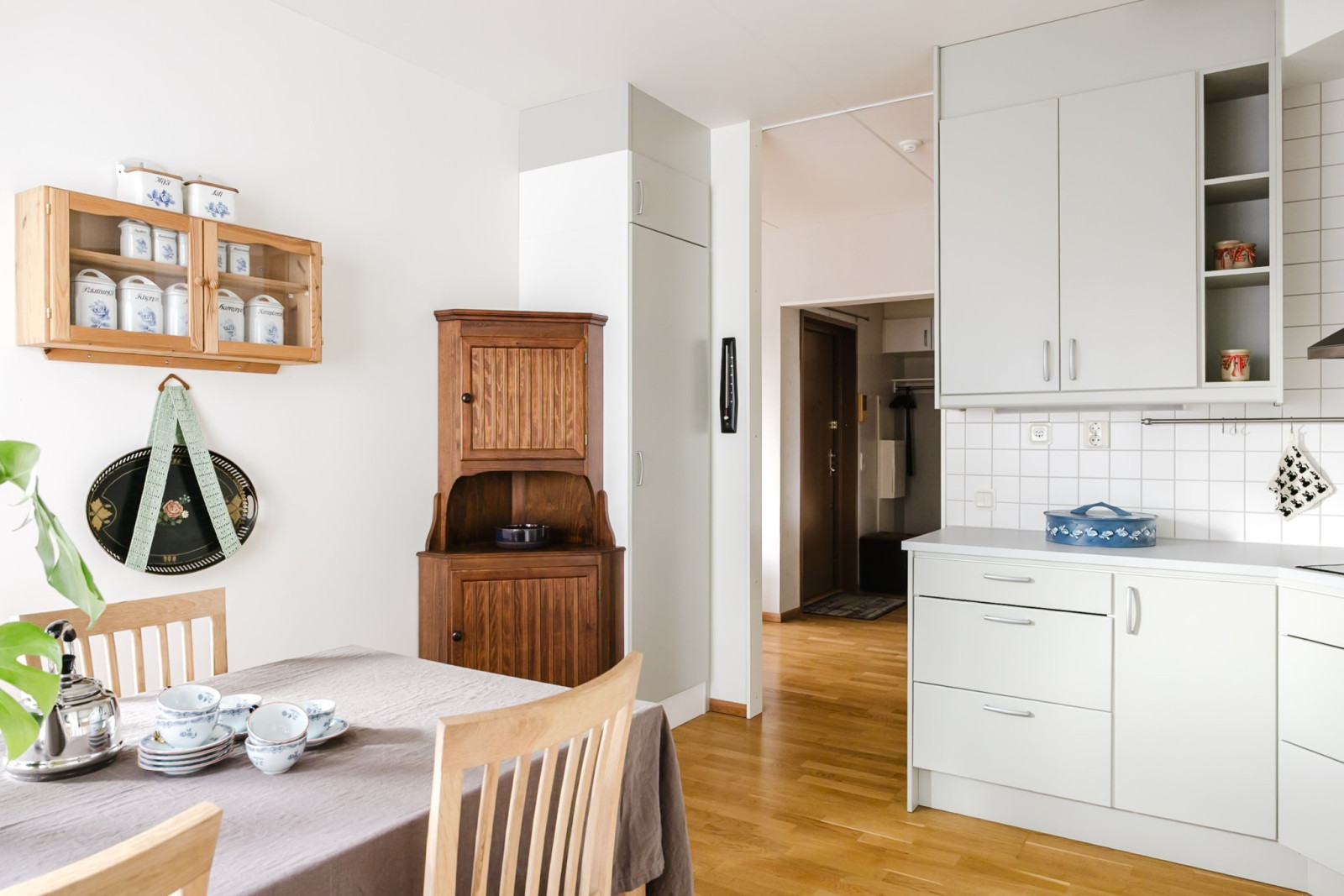 Kök mot hall Rönningevägen 2A