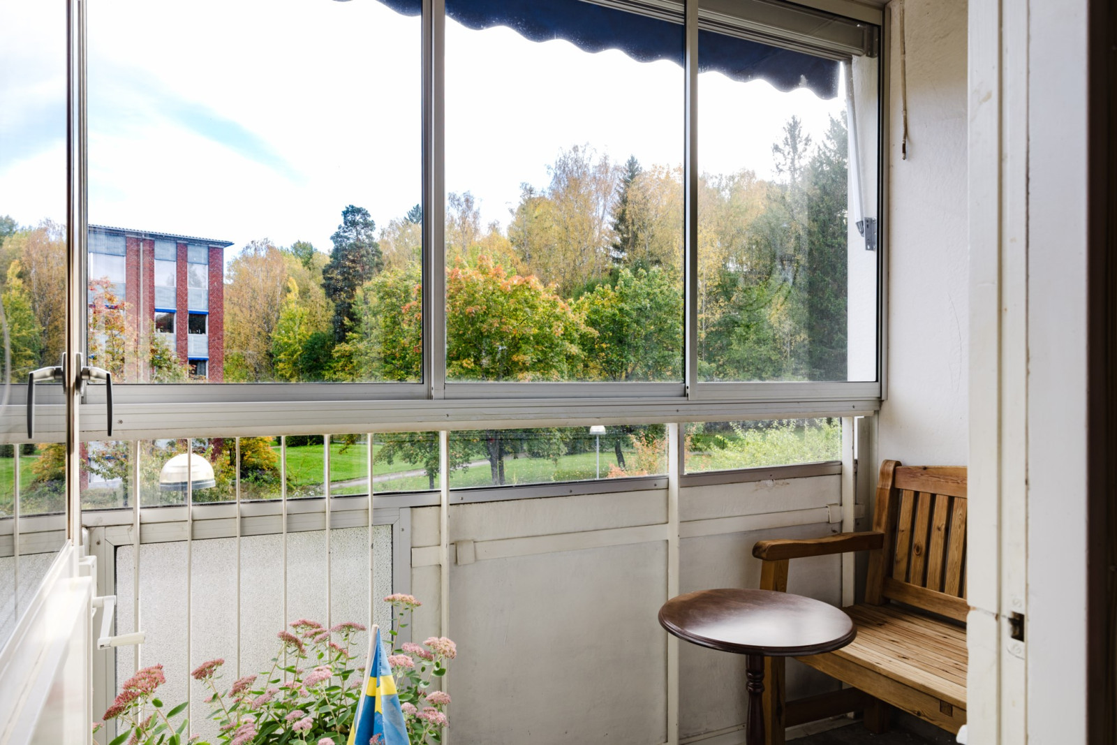 Inglasad balkong Emanuel Birkes väg 2
