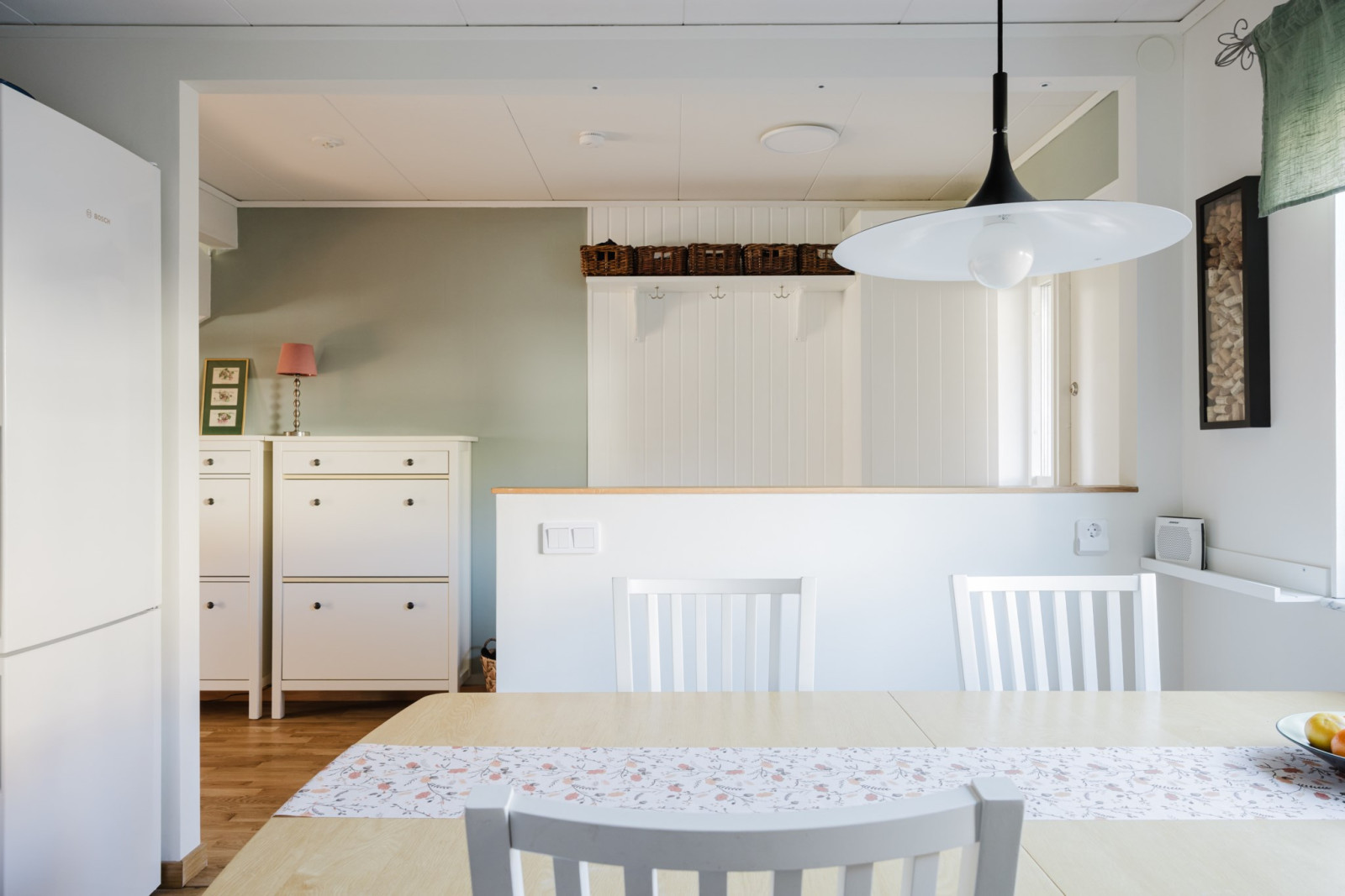 Matplats mot hall Mosshagestigen 180