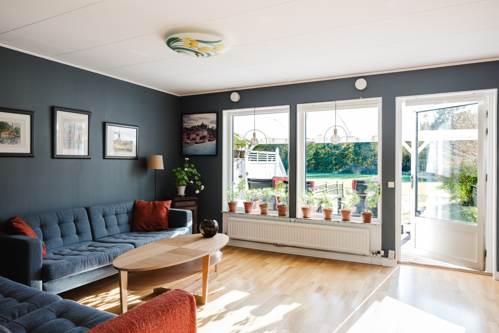 Vardagsrum med utgång till baksidan Mosshagestigen 180