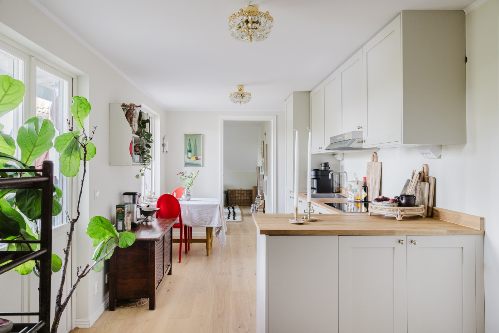 Kök med matplats Dånviksvägen 16B