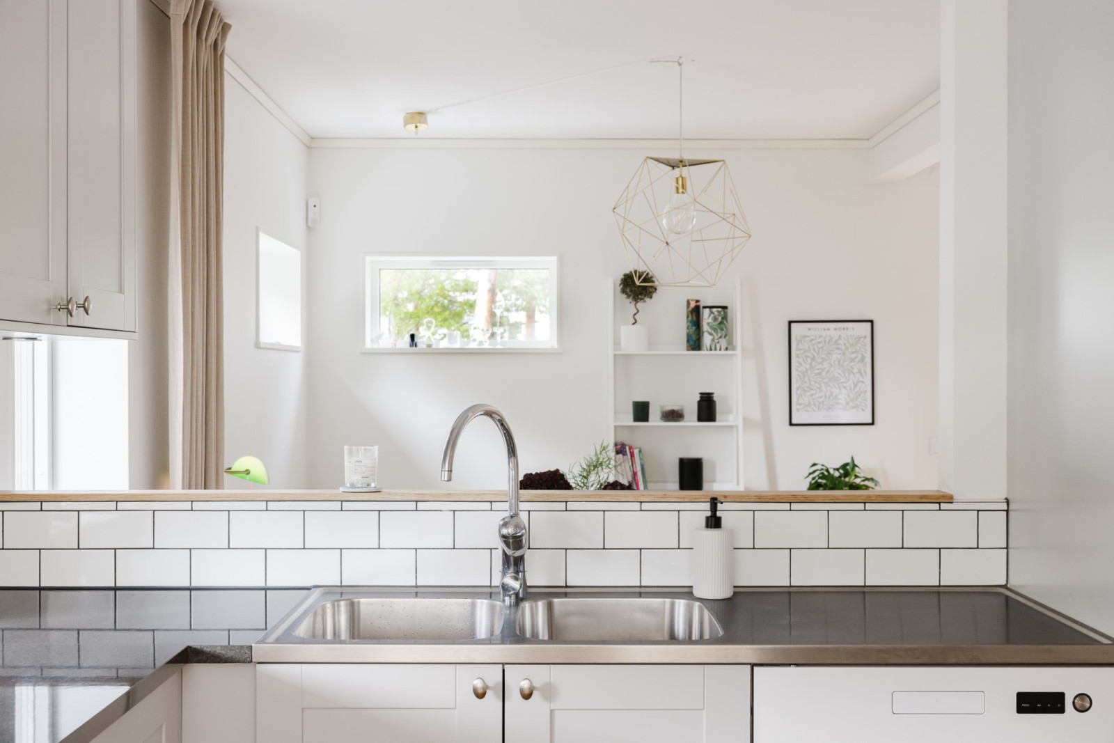 Kök med social planlösning Vattentornsvägen 39A