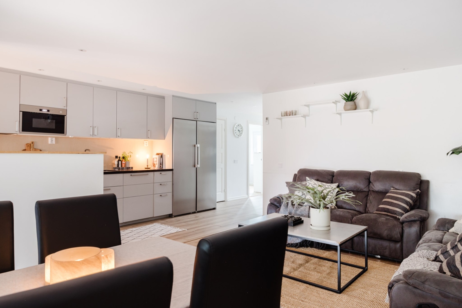 Vardagsrum och kök Blåbärsstigen 52