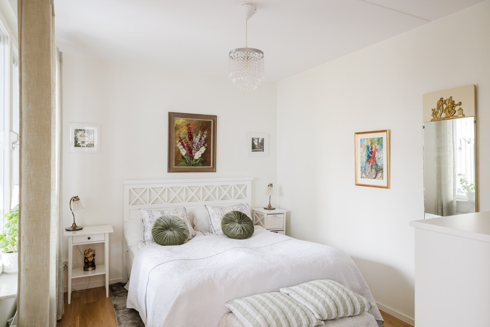 Sovrum 2 Rönninge Torg 13