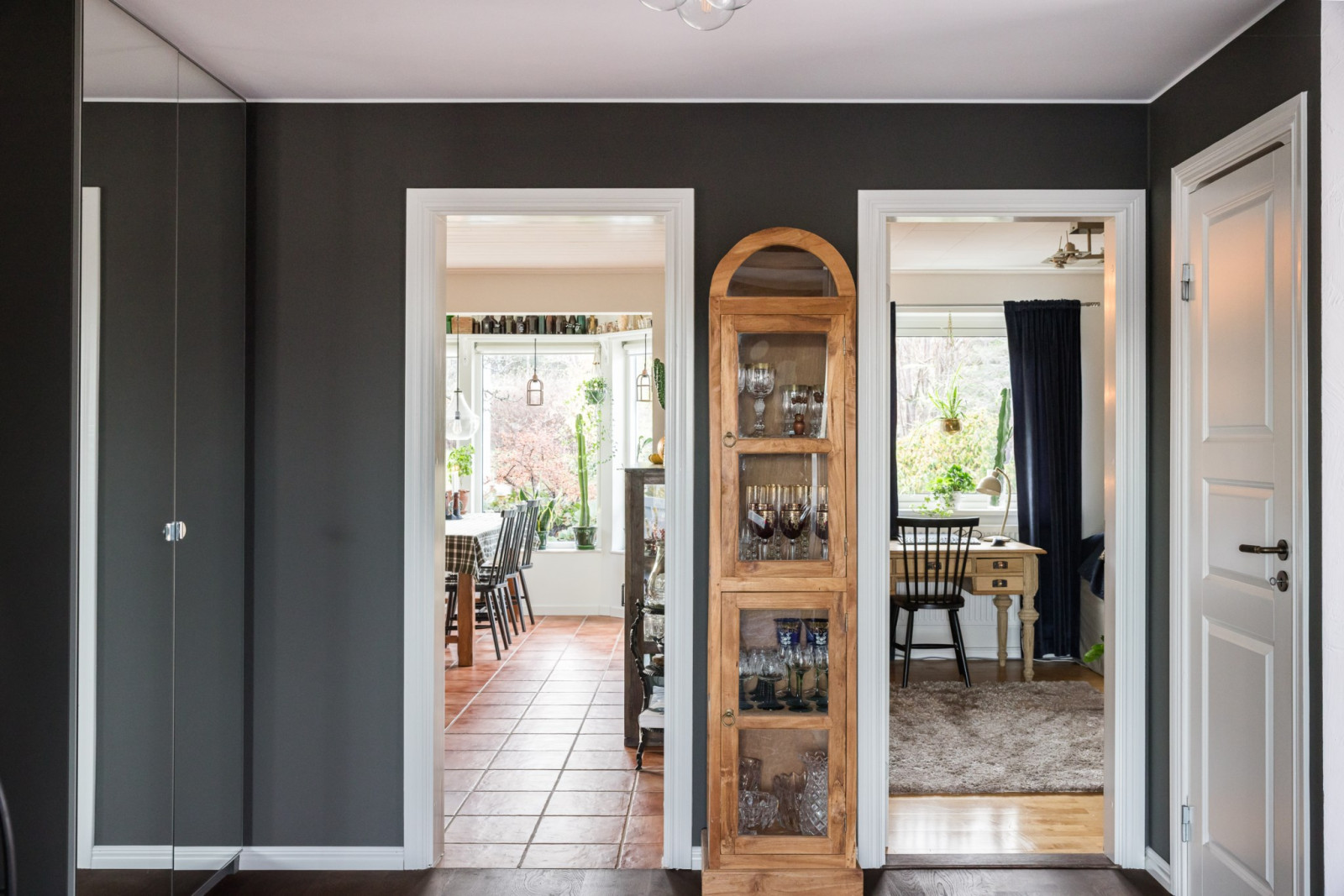 Övre hall Linnéastigen 8