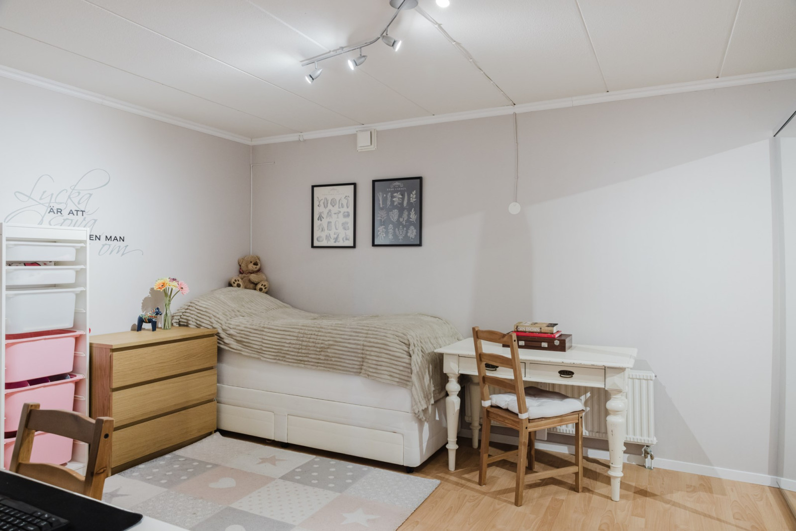 Sovrum Fjärilstigen 35