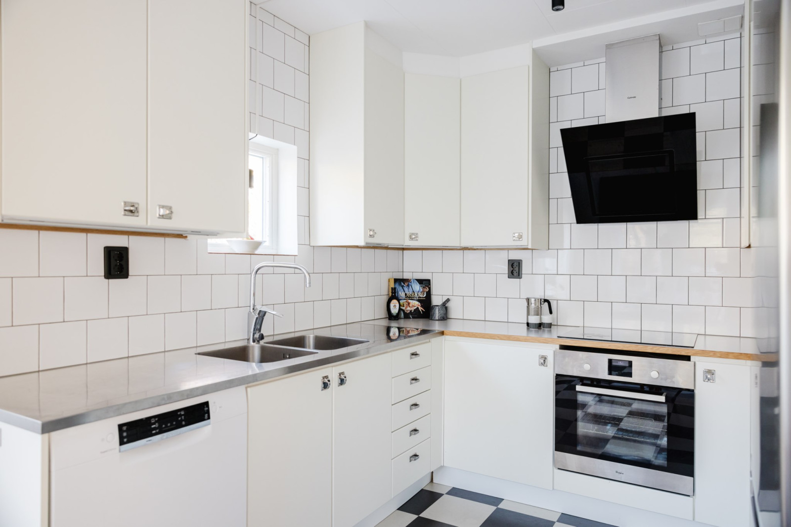 Rymligt kök Högbackavägen 17