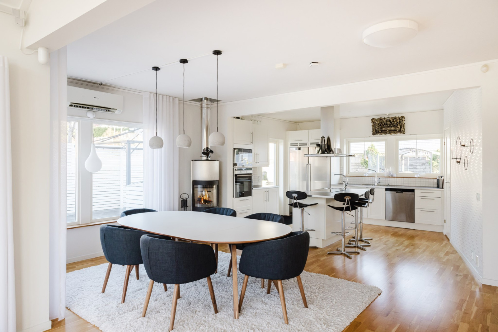 Matplats och kök Söderby torgs allé 48