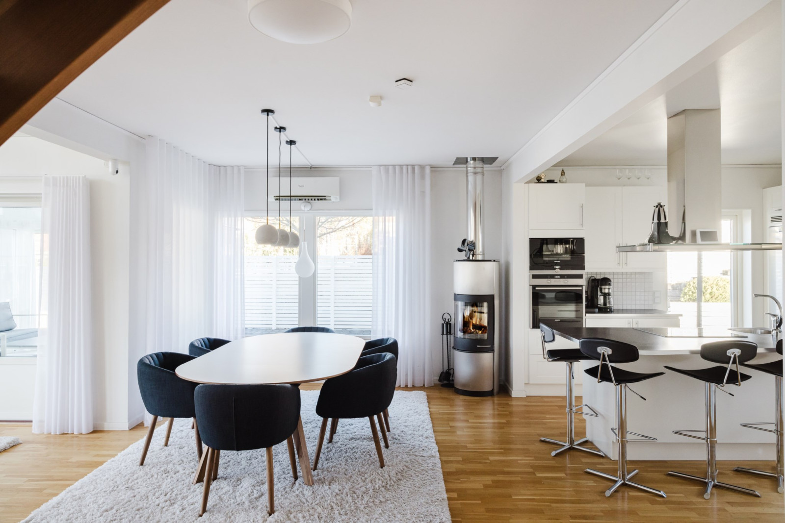 Matplats Söderby torgs allé 48