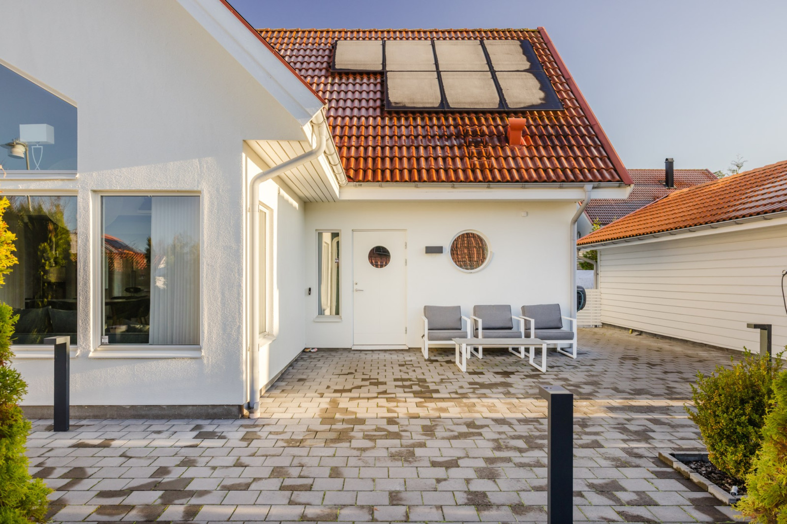 Framsida Söderby torgs allé 48