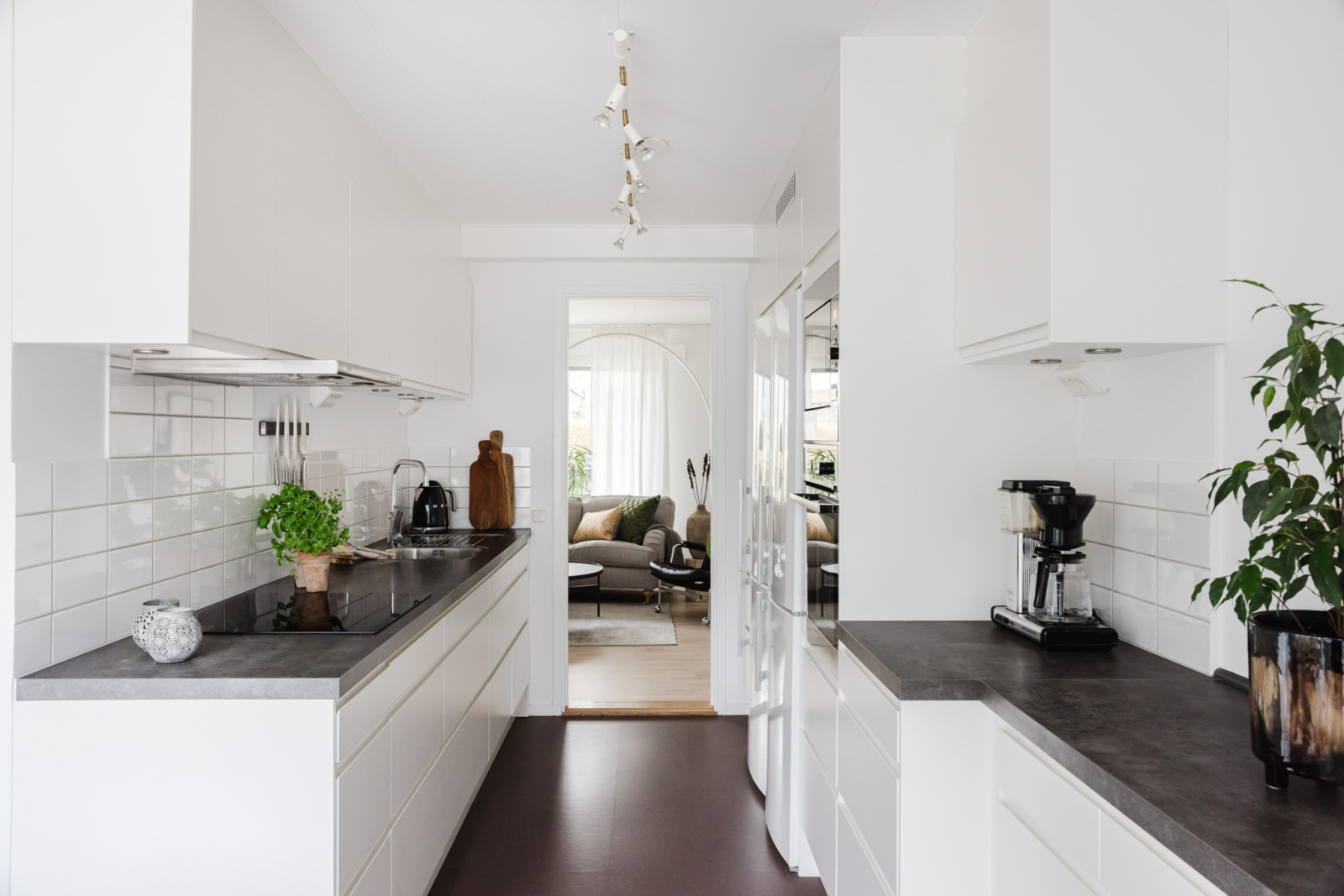 Kök i anslutning till vardagsrum Rönningevägen 65C