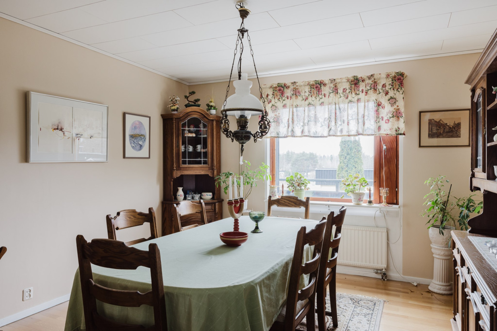 Sovrum 2/Matsal Snickarstigen 2