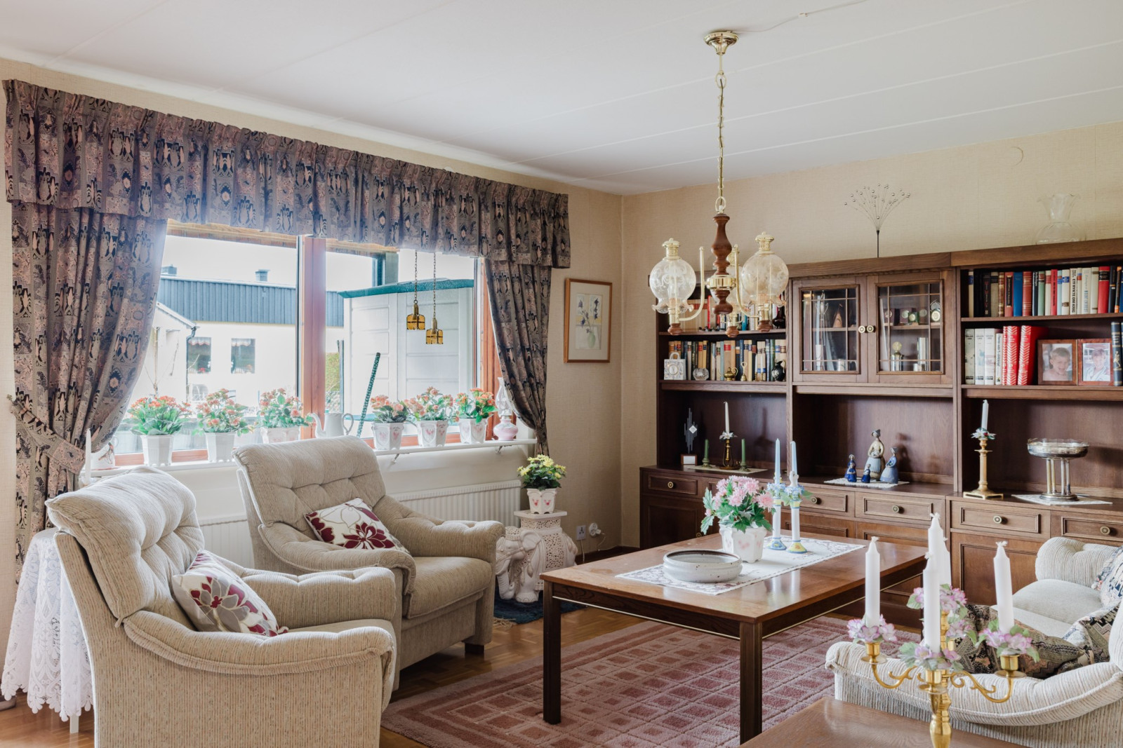 Vardagsrum med utgång till baksida Snickarstigen 2