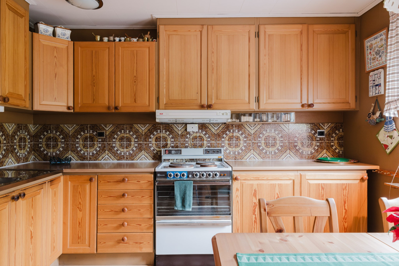 Kök med gott om förvaring och arbetsytor Snickarstigen 2