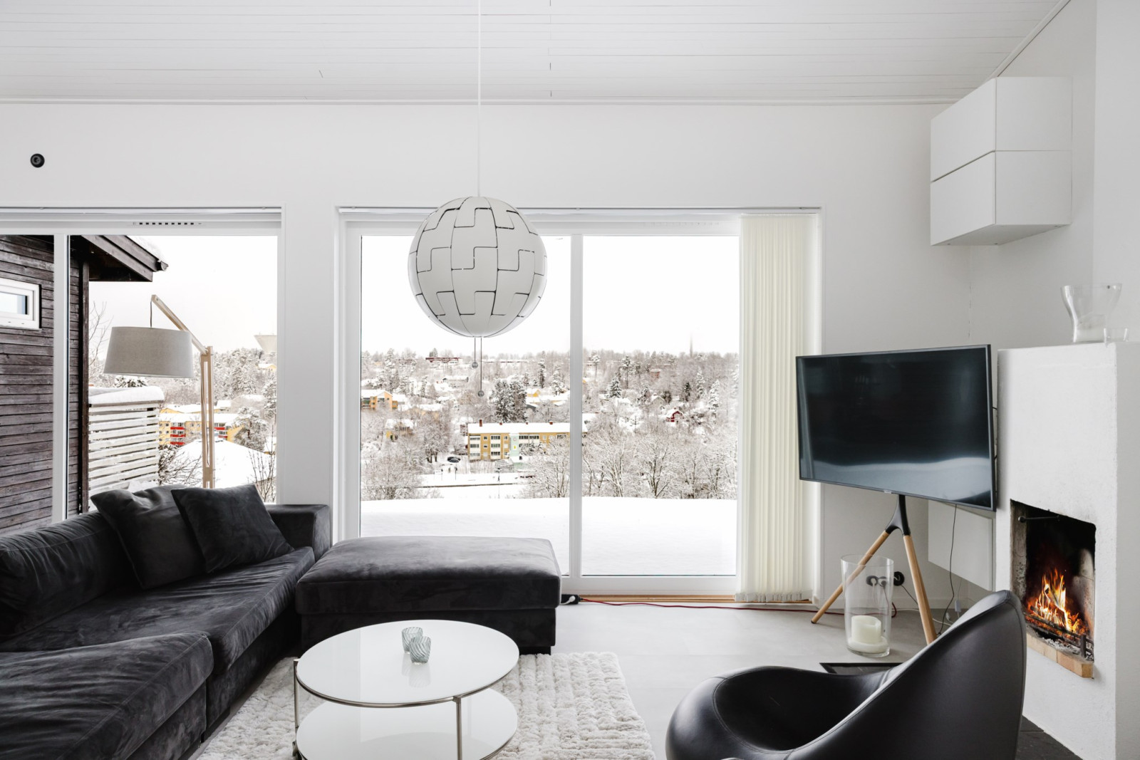 Generöst vardagsrum Engelsbergsvägen 20