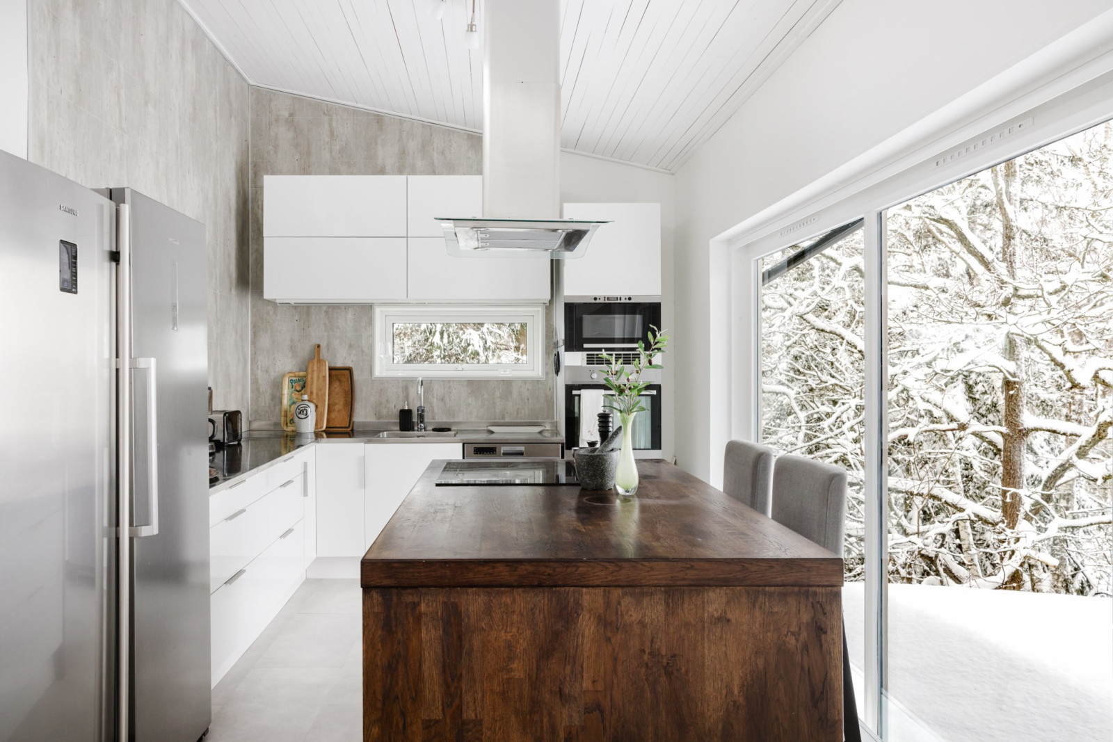 Kök med köksö Engelsbergsvägen 20