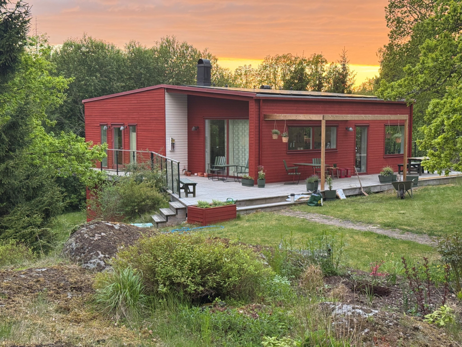 Sommar exteriör Uttringe hages väg 49