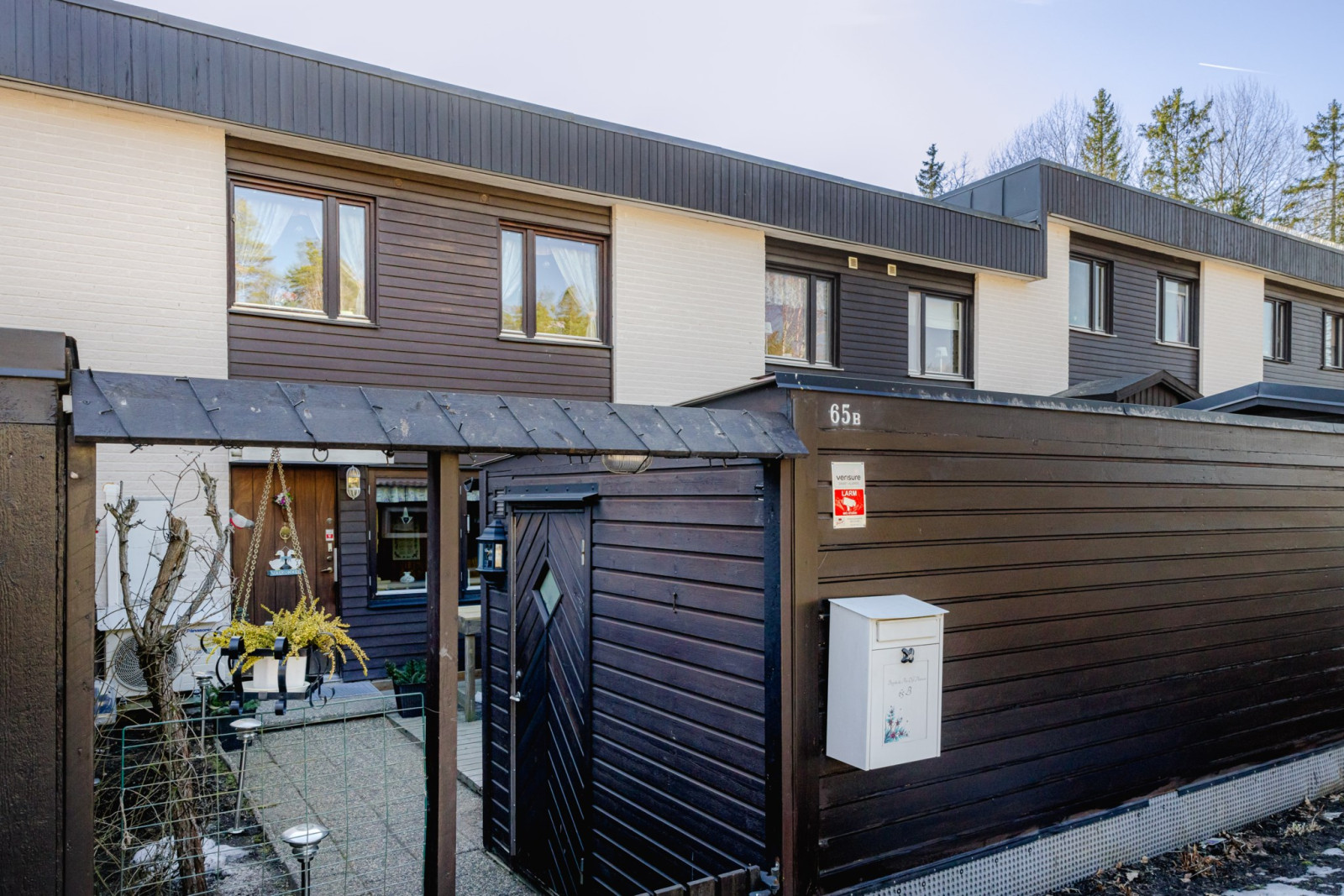 Framsida Rönningevägen 65B