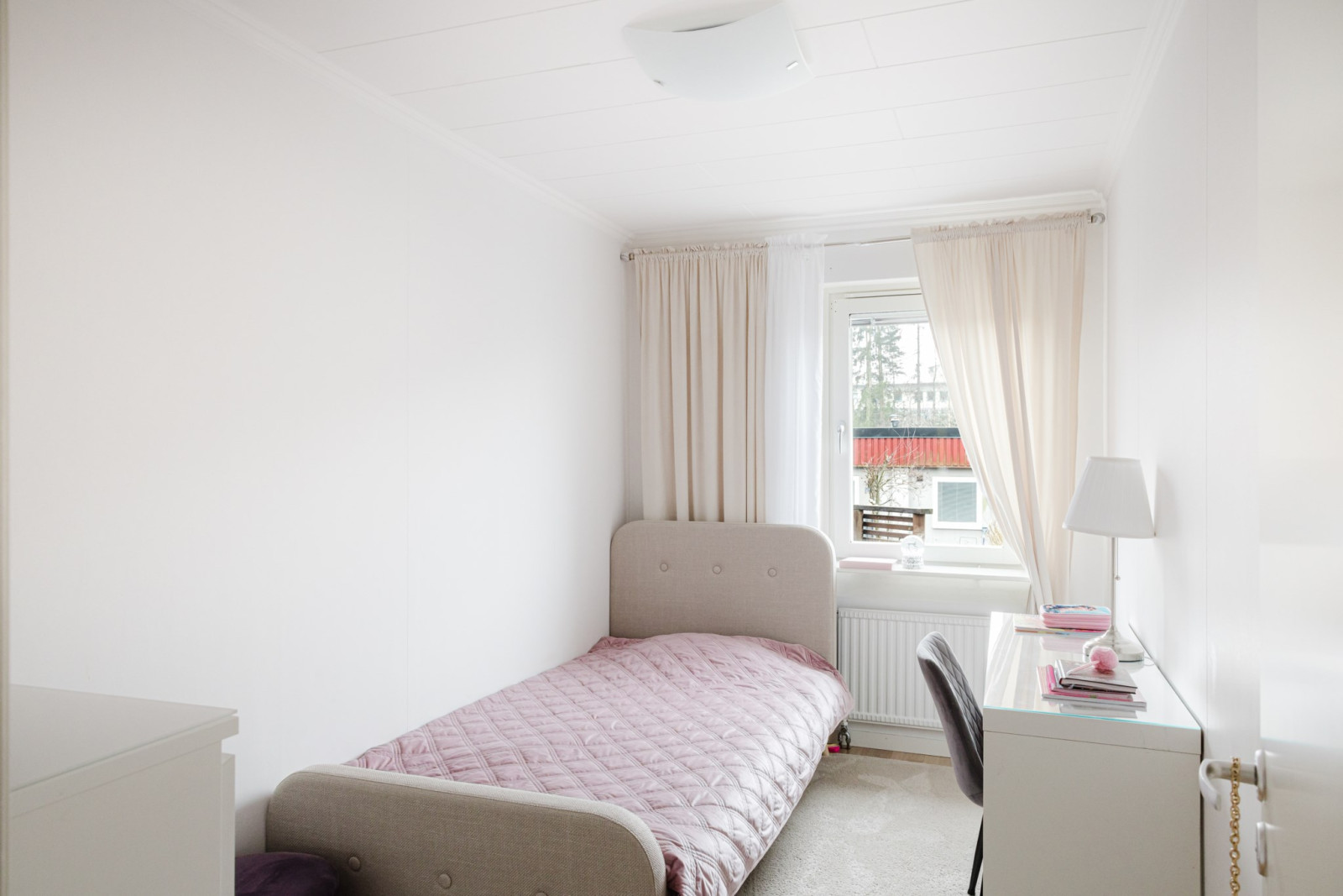Sovrum Jägarstigen 18