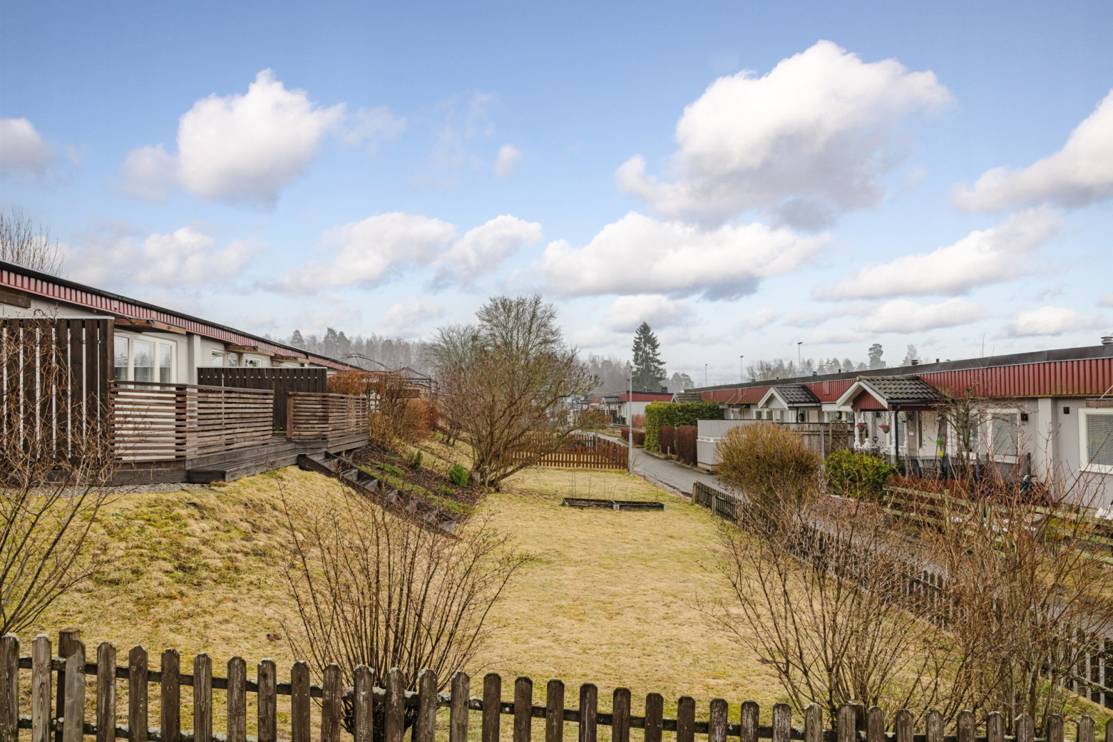 En av de största tomterna i området Jägarstigen 18