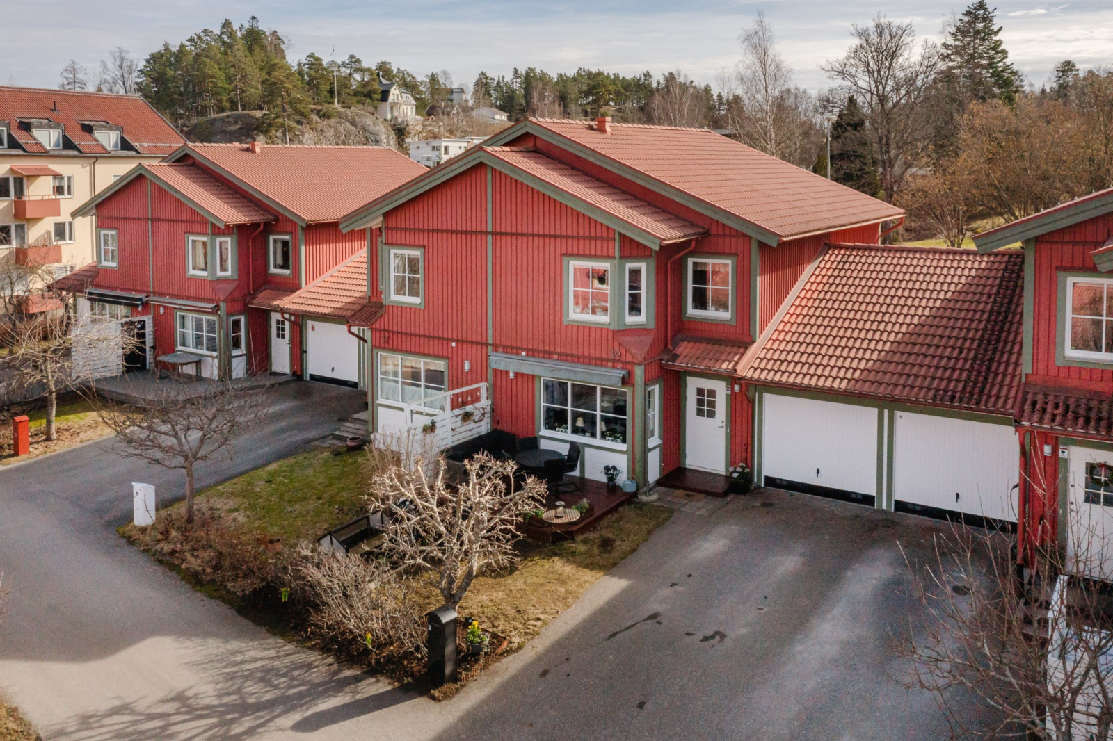 Parhus med eget garage och uppfart Westerdahlsvägen 39