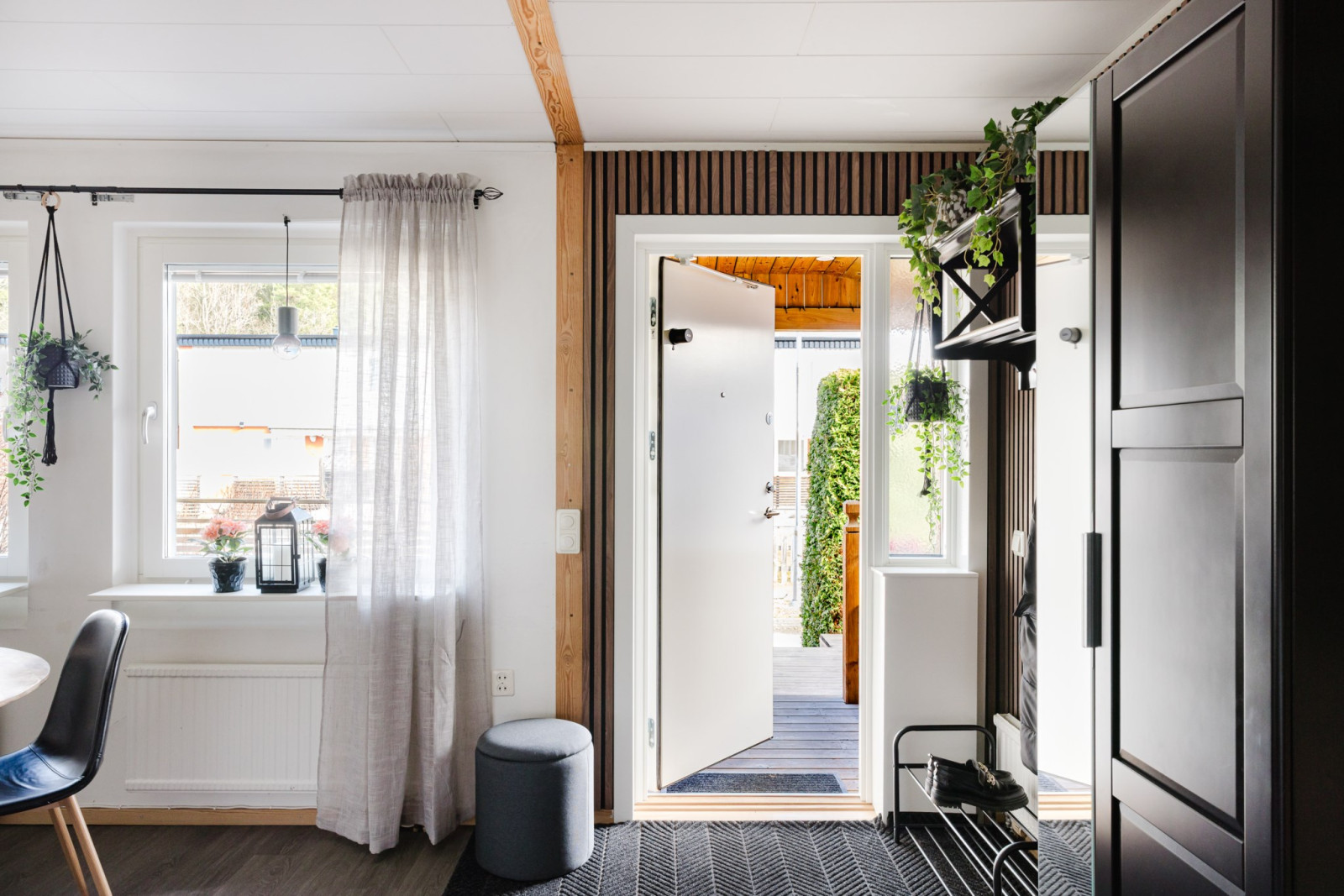 Kök och hall Bondestigen 51