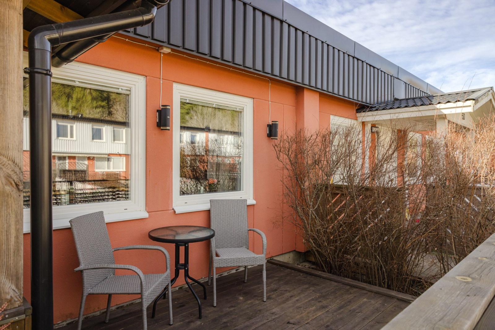 Uteplats framsida Bondestigen 51