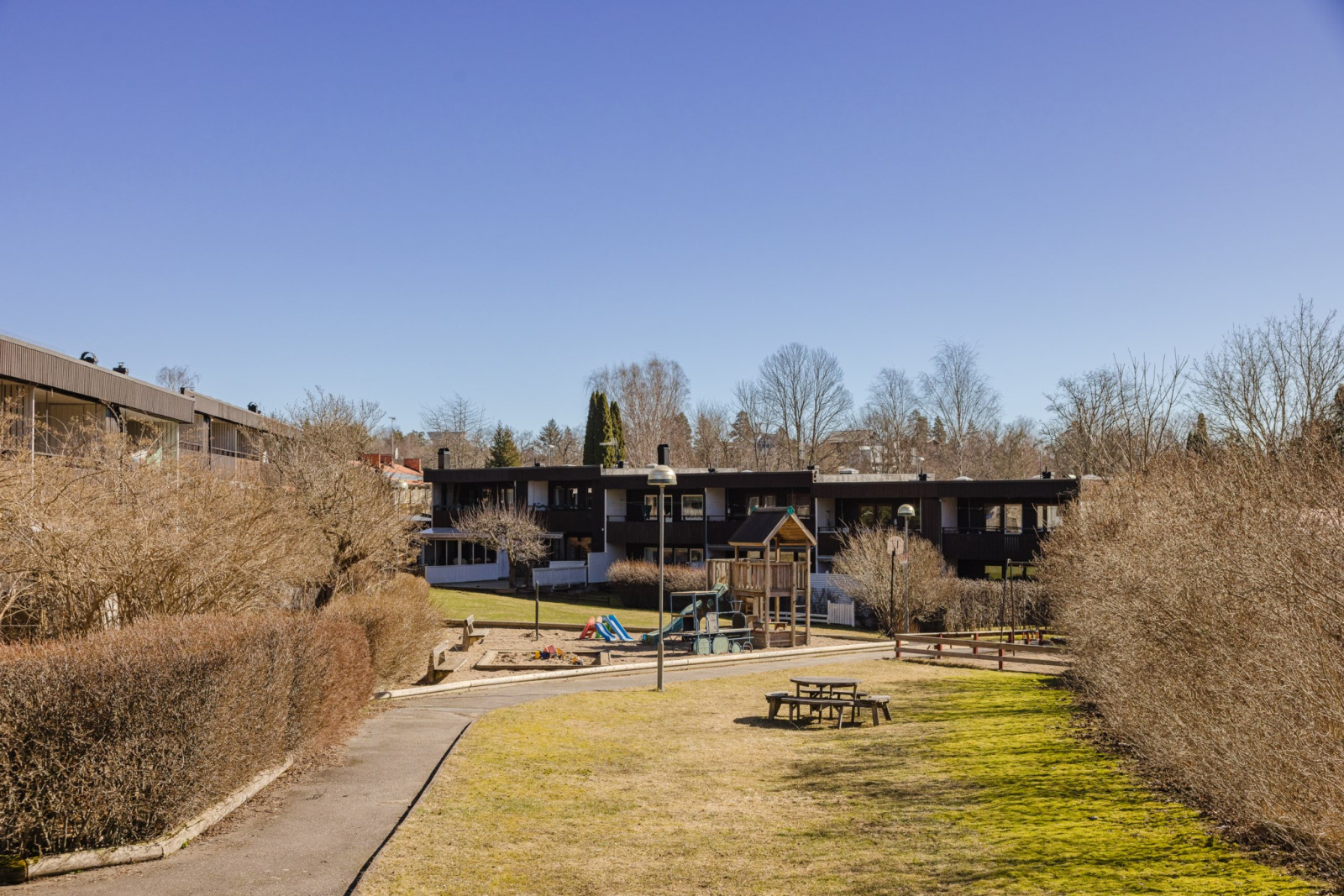 Samfällighetens gemensamma ytor Rönningevägen 65B