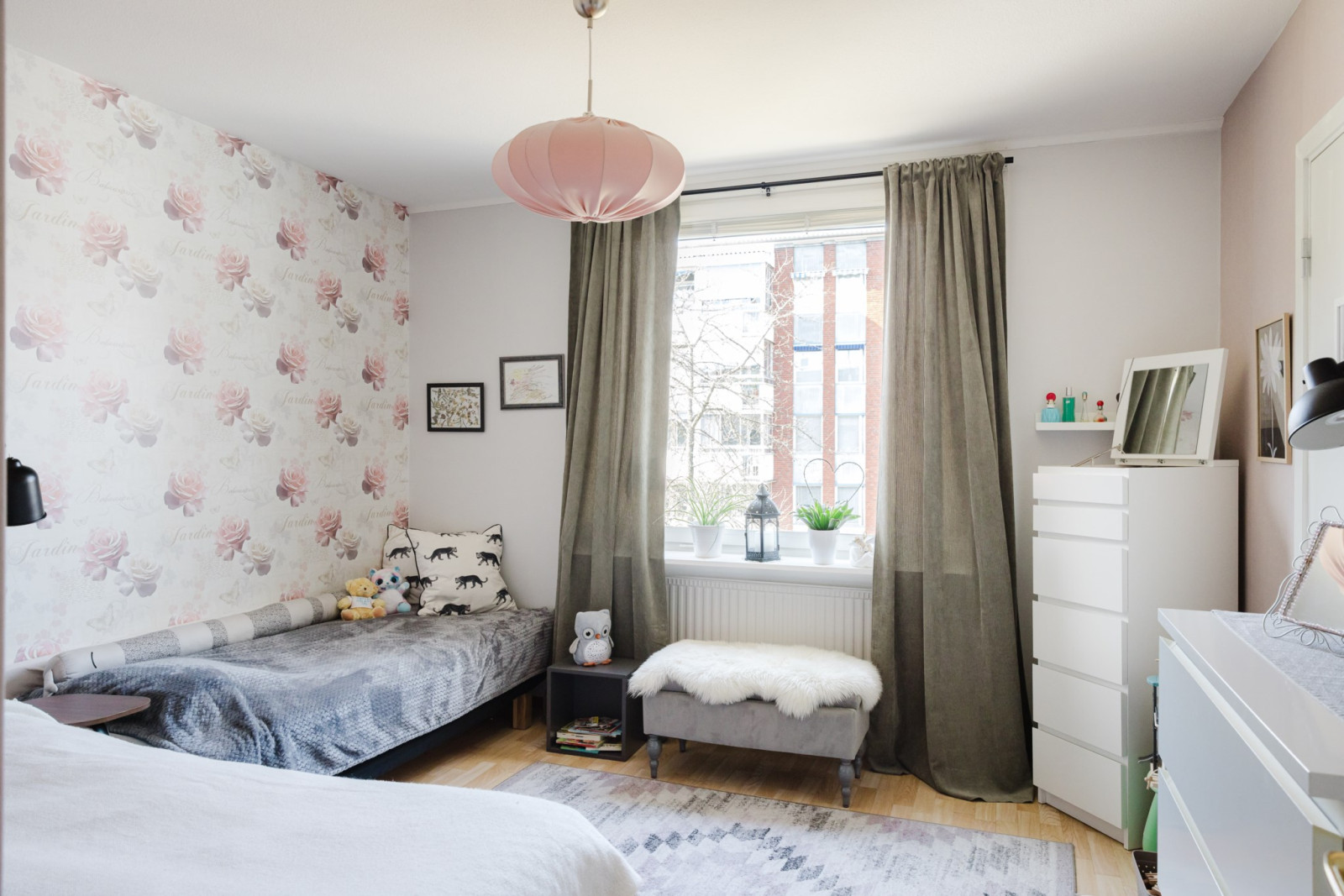 Sovrum Emanuel Birkes väg 6