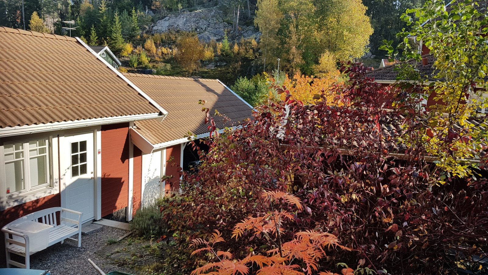 Exteriör (säljarens bild) Bergviksvägen 12