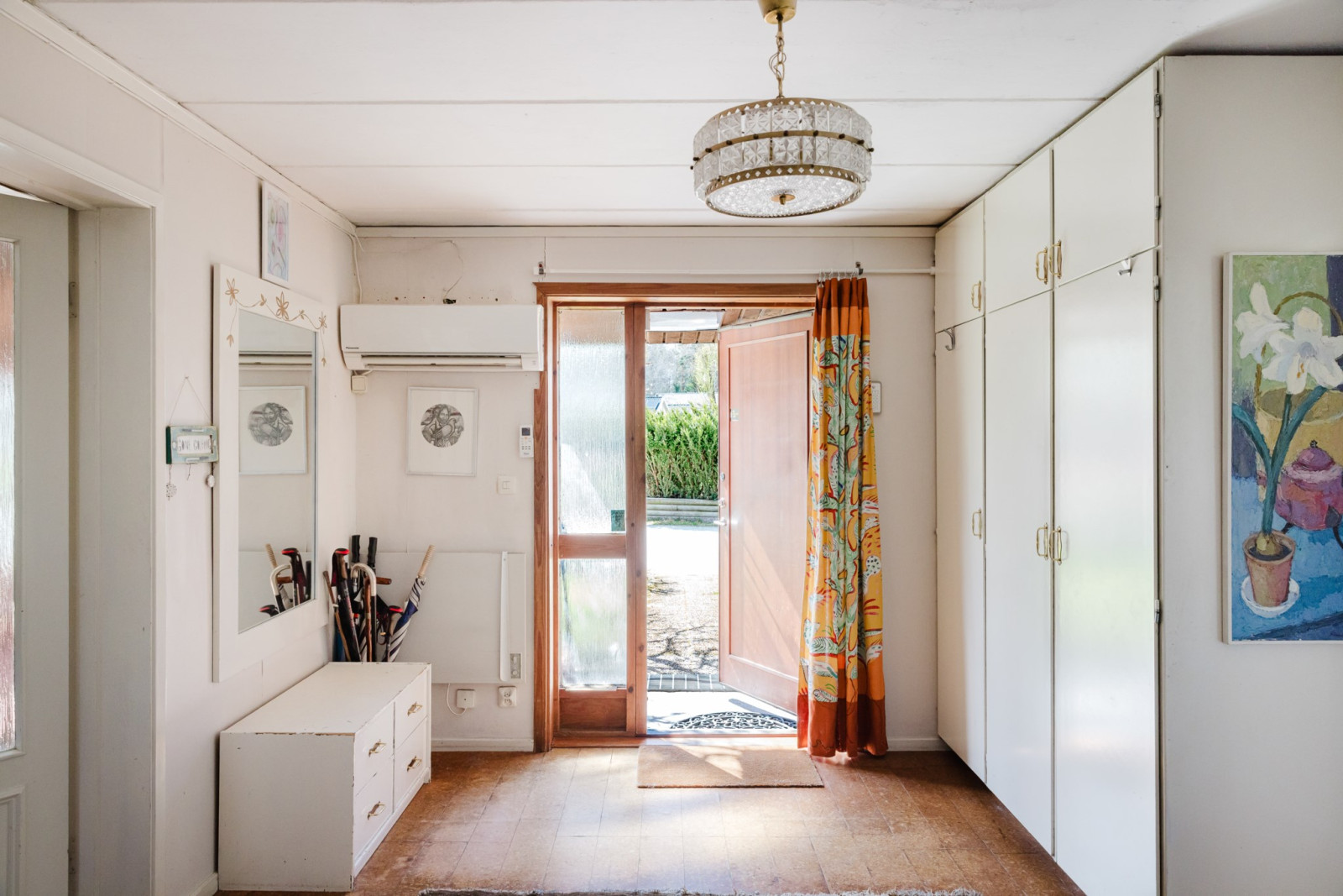 Hall Crusebjörns väg 11