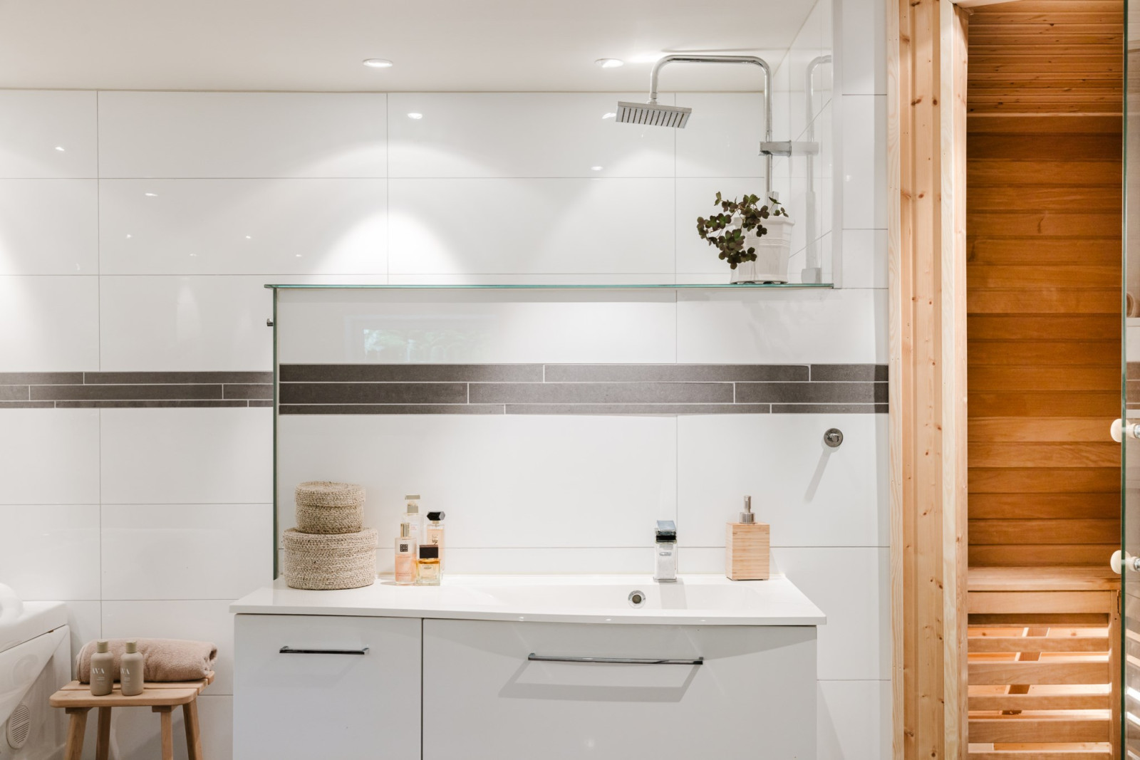Relaxavdelning Rönninge skolväg 39