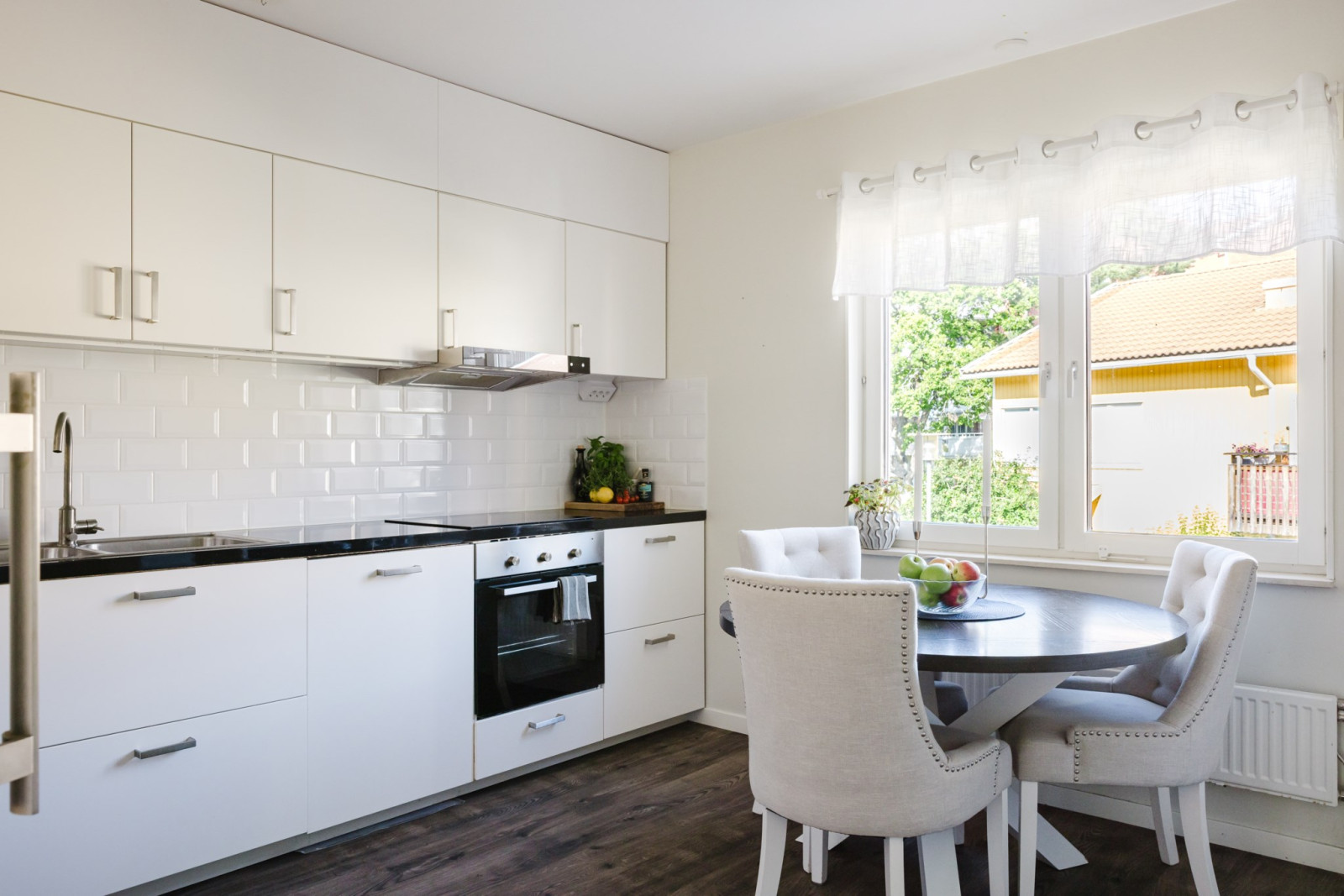Kök med matplats Westerdahlsvägen 10