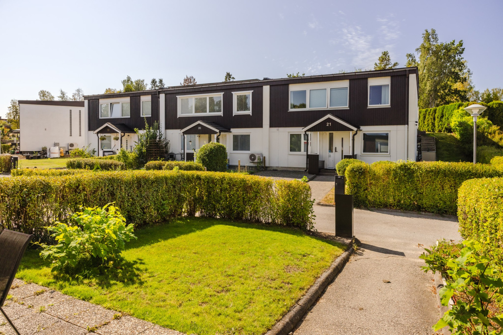 Trädgård på framsida Kantarellstigen 12