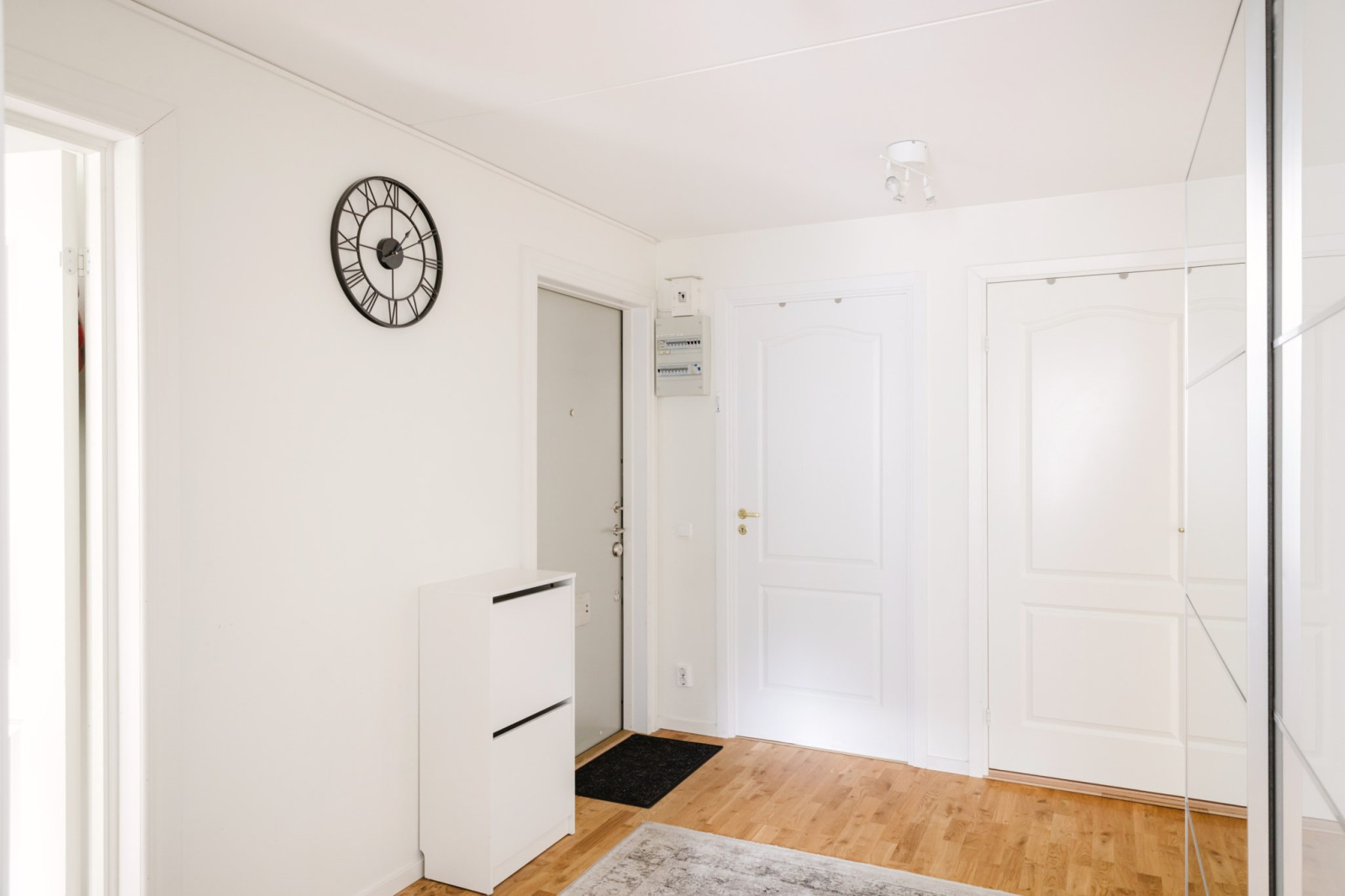 Hall Emanuel Birkes väg 8C