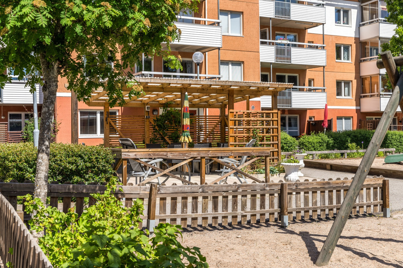 Gemensam lekplats Bergsvägen 1C