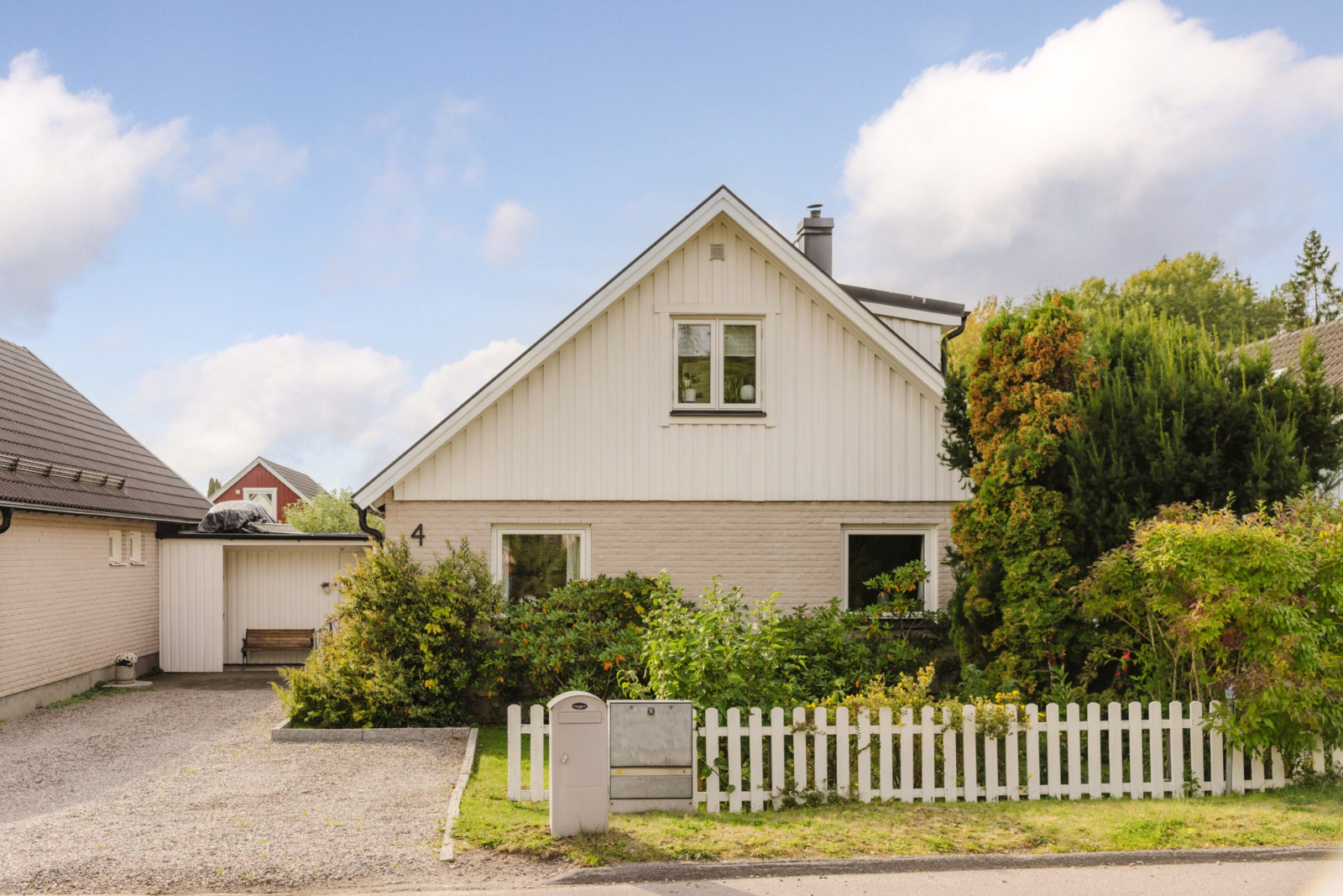 Framsida Toredalsvägen 4