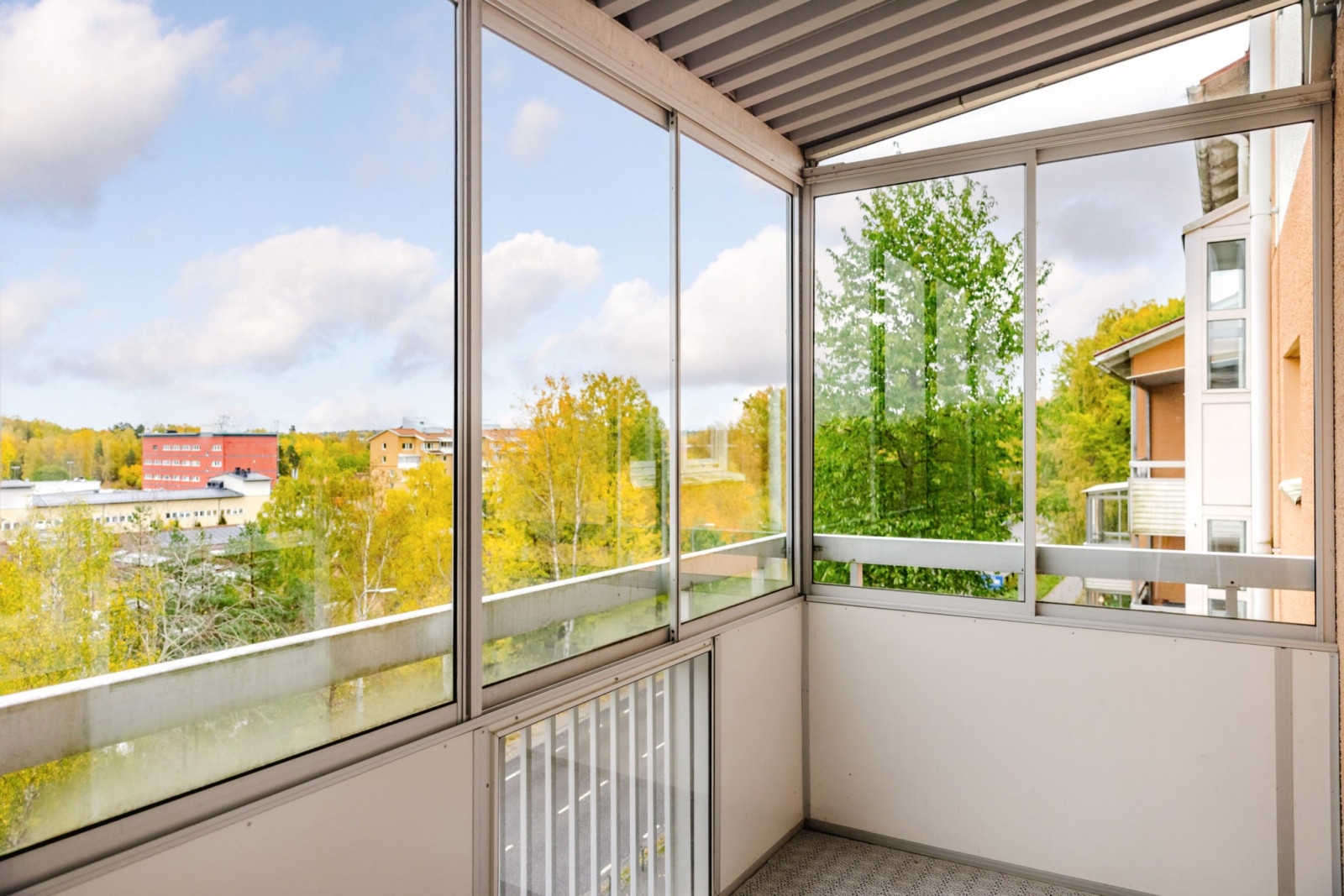 Välkommen till Bergsvägen 1C Bergsvägen 1C