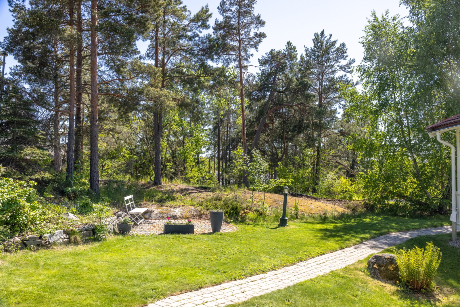 Trädgård Säterstigen 34