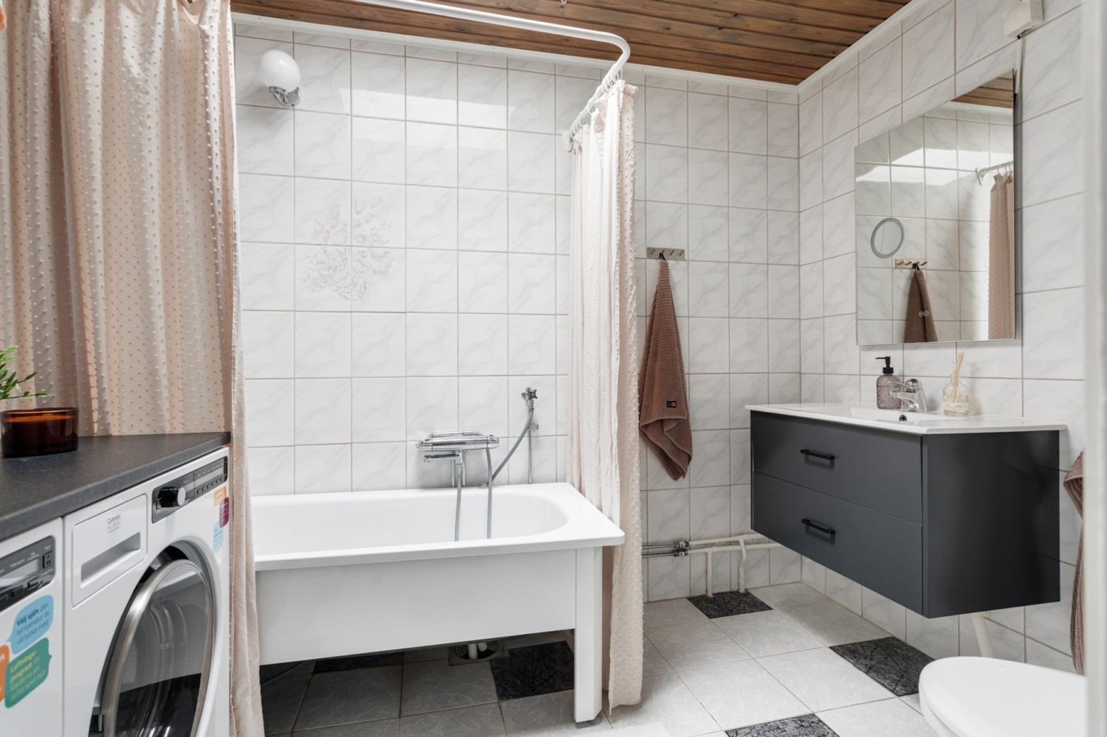 Badrum Målarstigen 37