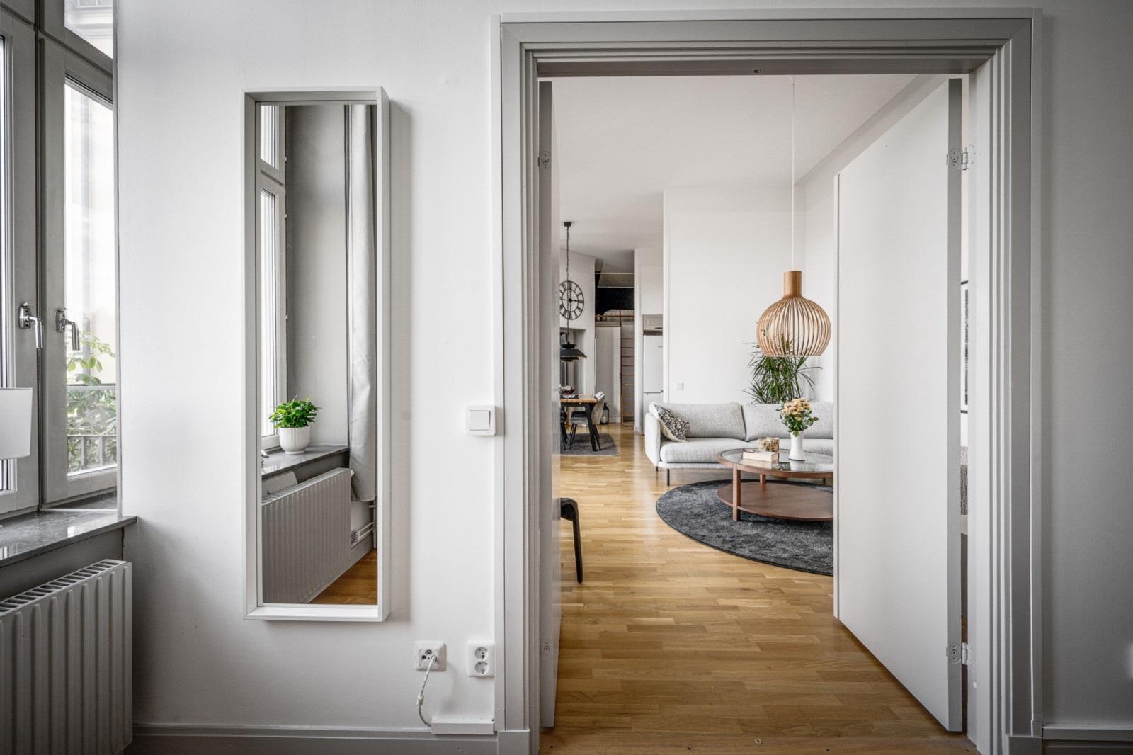 Sovrum 2 mot vardagsrum Verandastigen 1