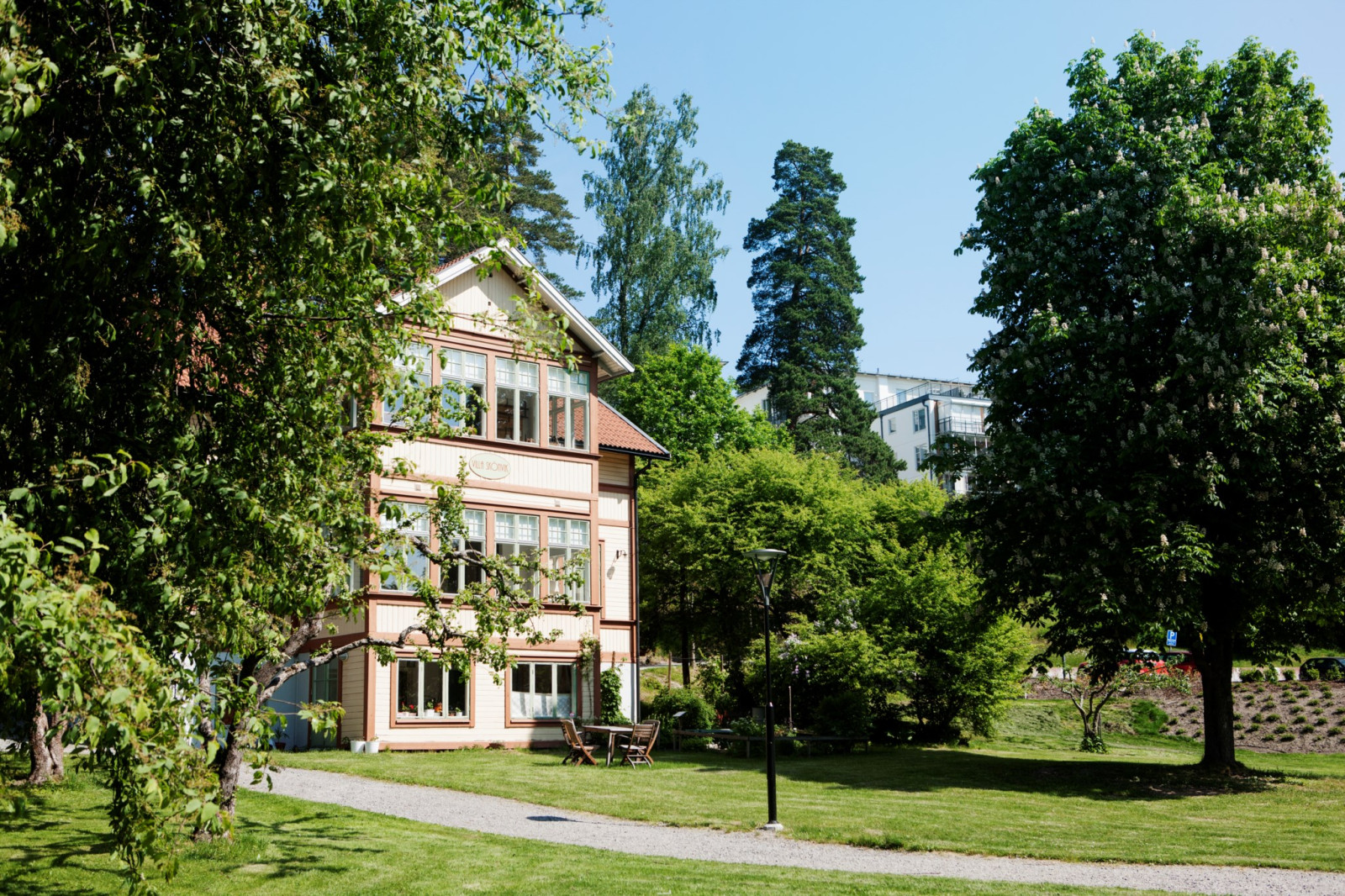 Skönviksparken ett stenkast från lägenheten Dammtorpsbacken 1