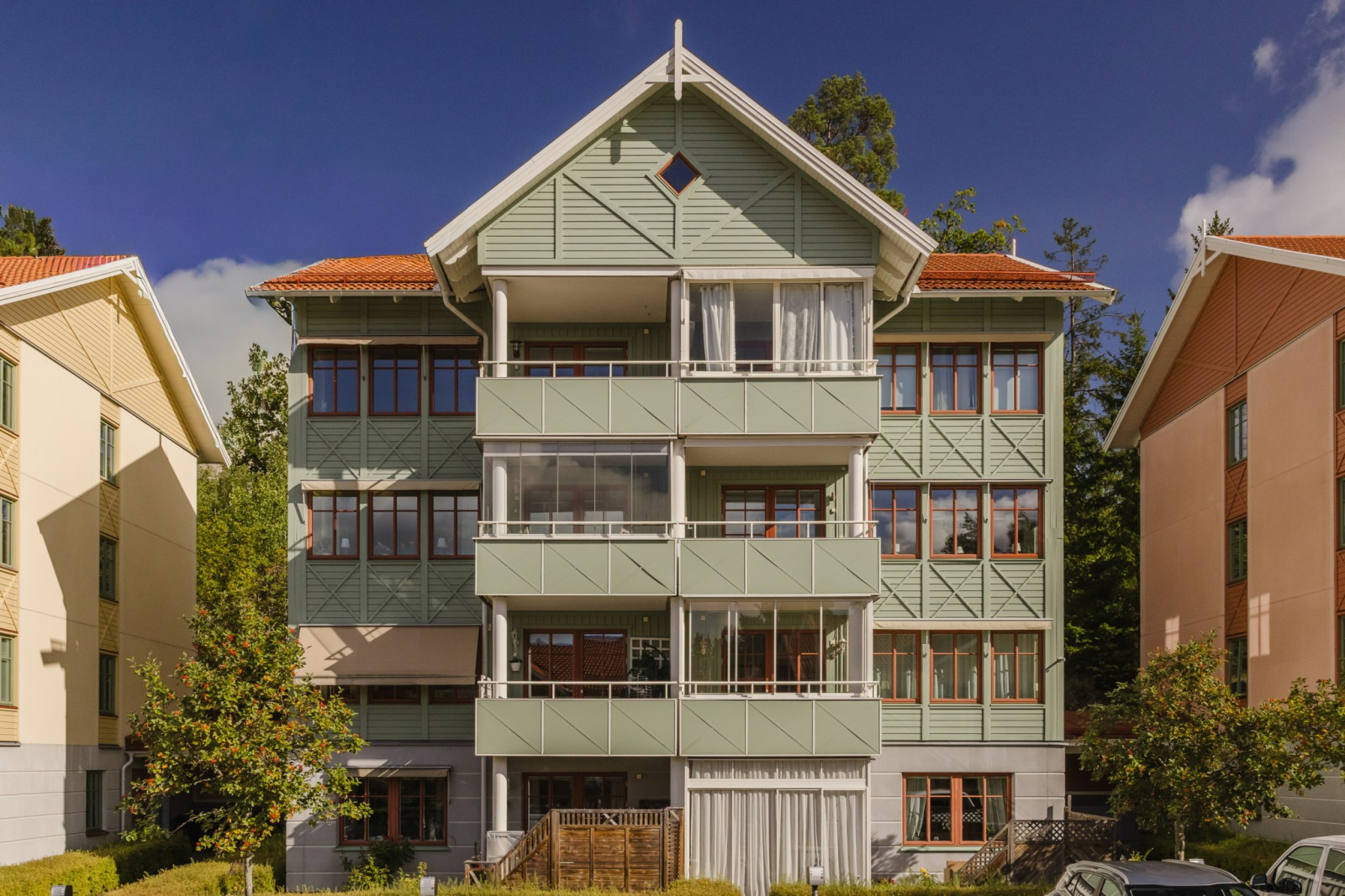 Exteriör Skogsrovägen 3