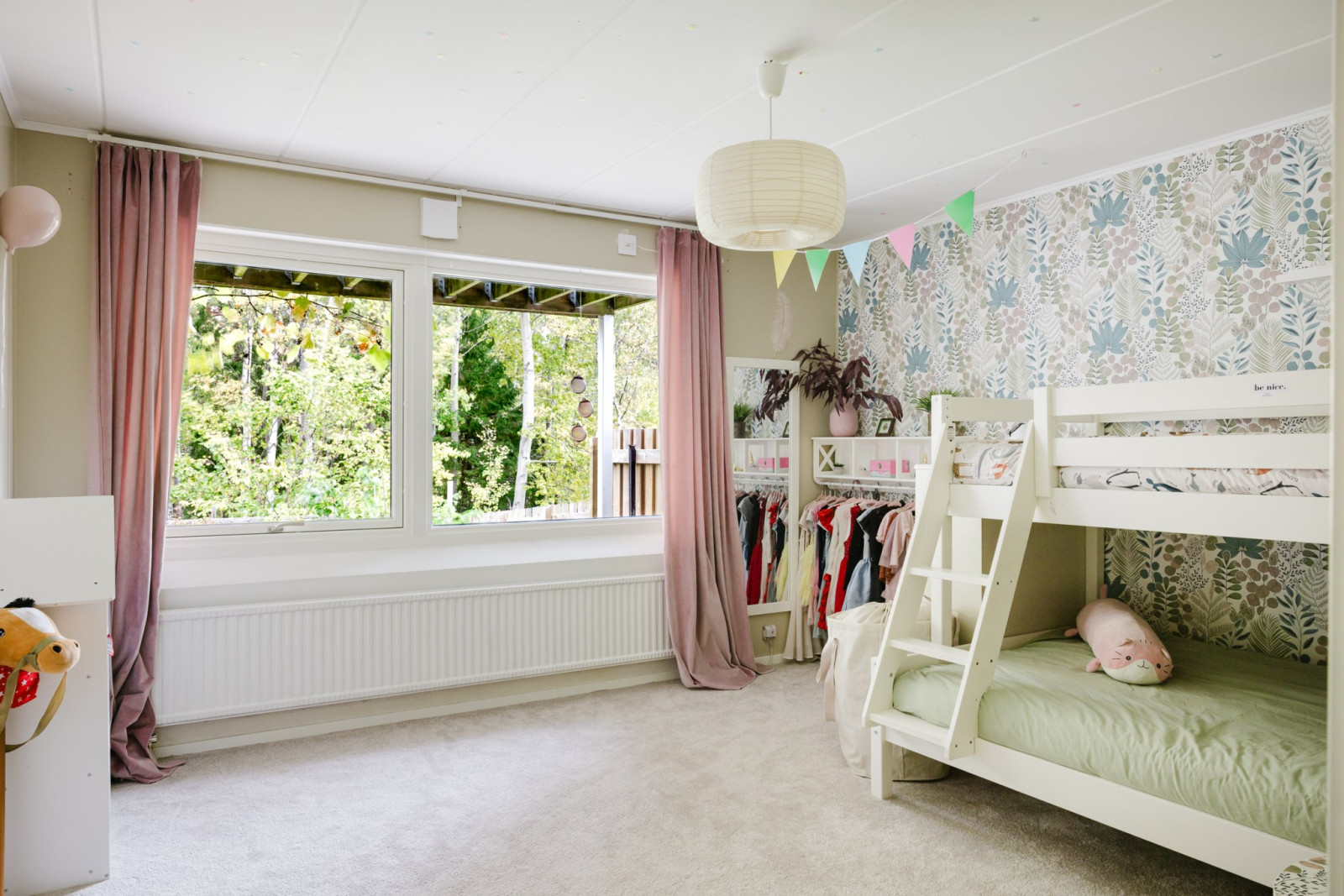 Sovrum Fjärilstigen 90