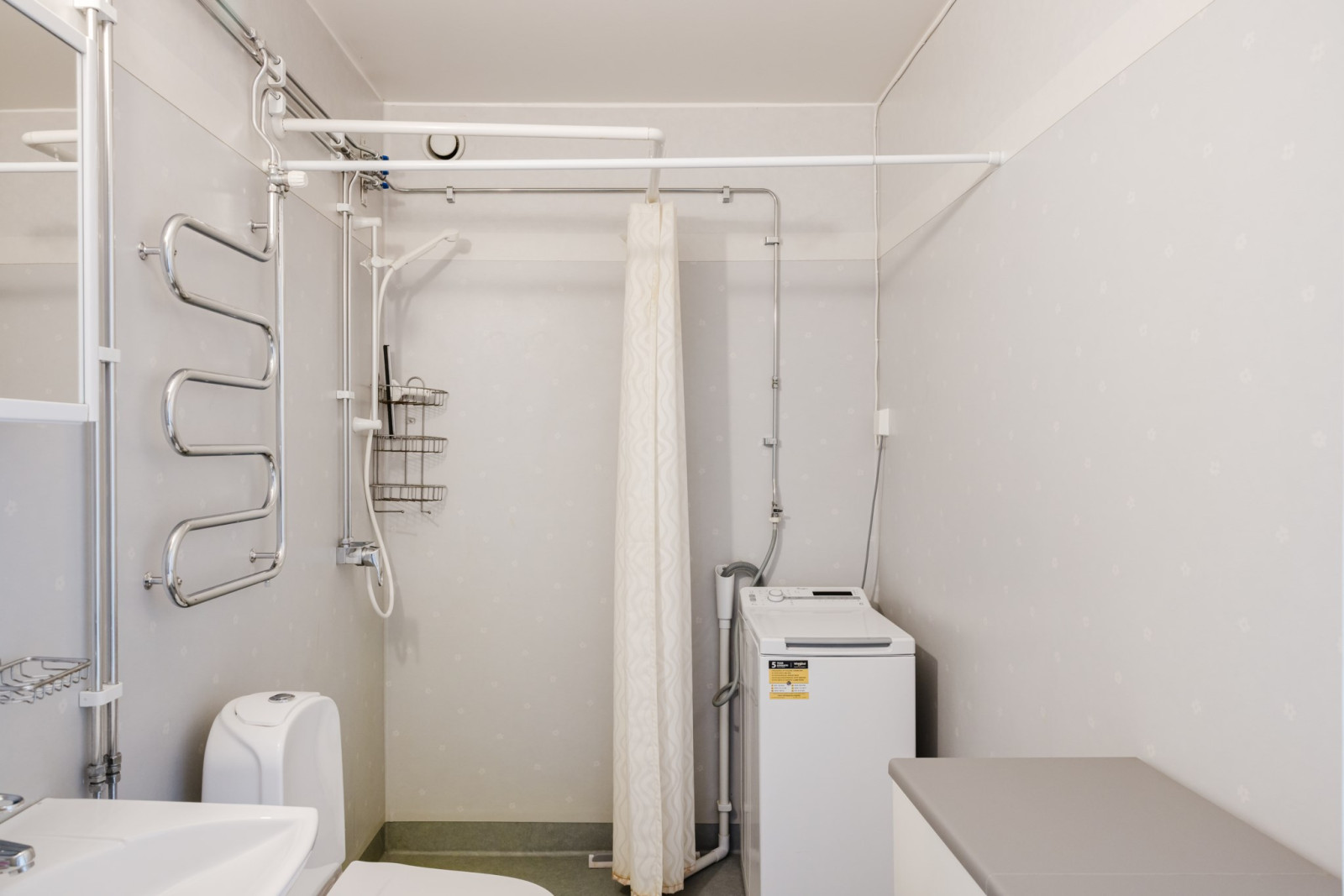 Badrum Emanuel Birkes väg 2