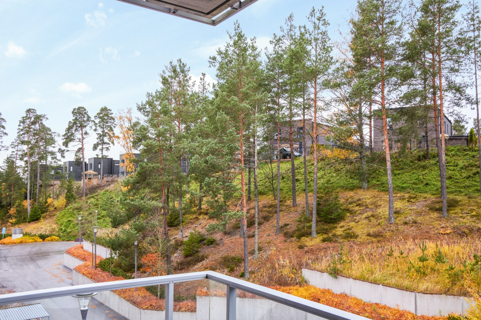 Utsikt från balkong Sandstuguvägen 55